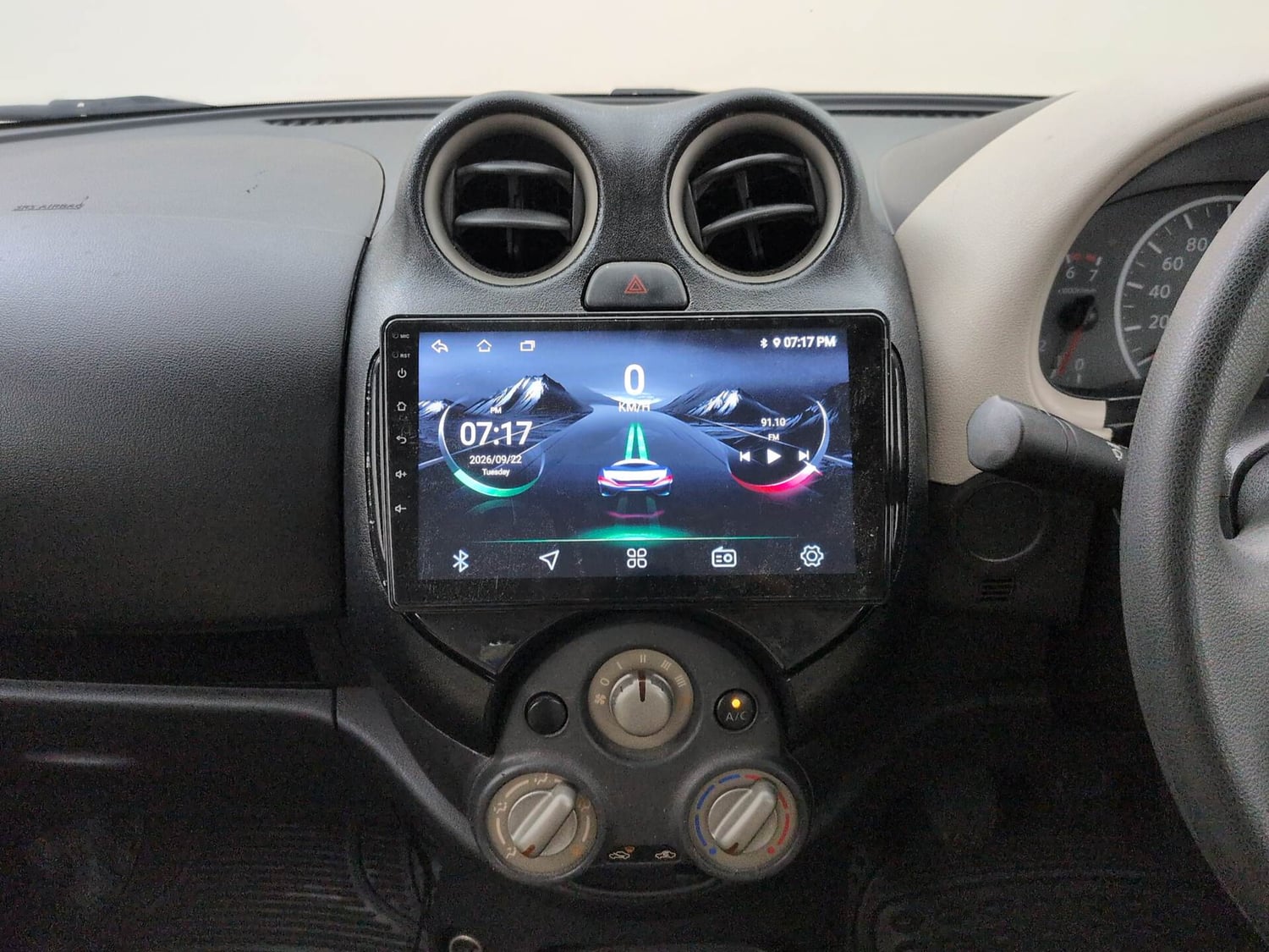 Used 2016 Nissan Micra Active XV Safety Pack Petrol Manual interior MUSIC SYSTEM & AC CONTROL VIEW