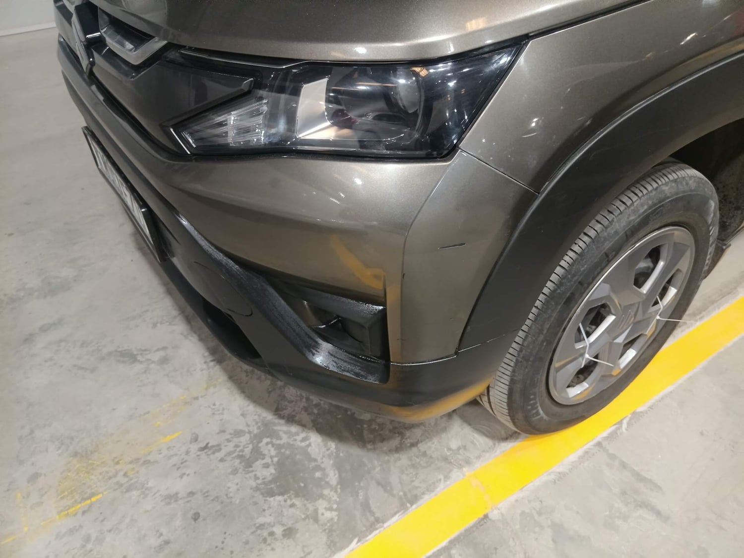 Used 2024 Maruti Suzuki Brezza LXi S-CNG Cng Manual dents MINOR SCRATCH