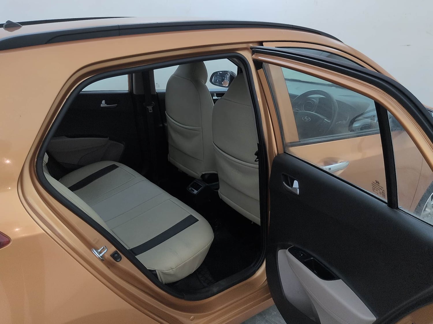 Used 2015 Hyundai Grand i10 Asta 1.2 Kappa VTVT Petrol Manual interior RIGHT SIDE REAR DOOR CABIN VIEW