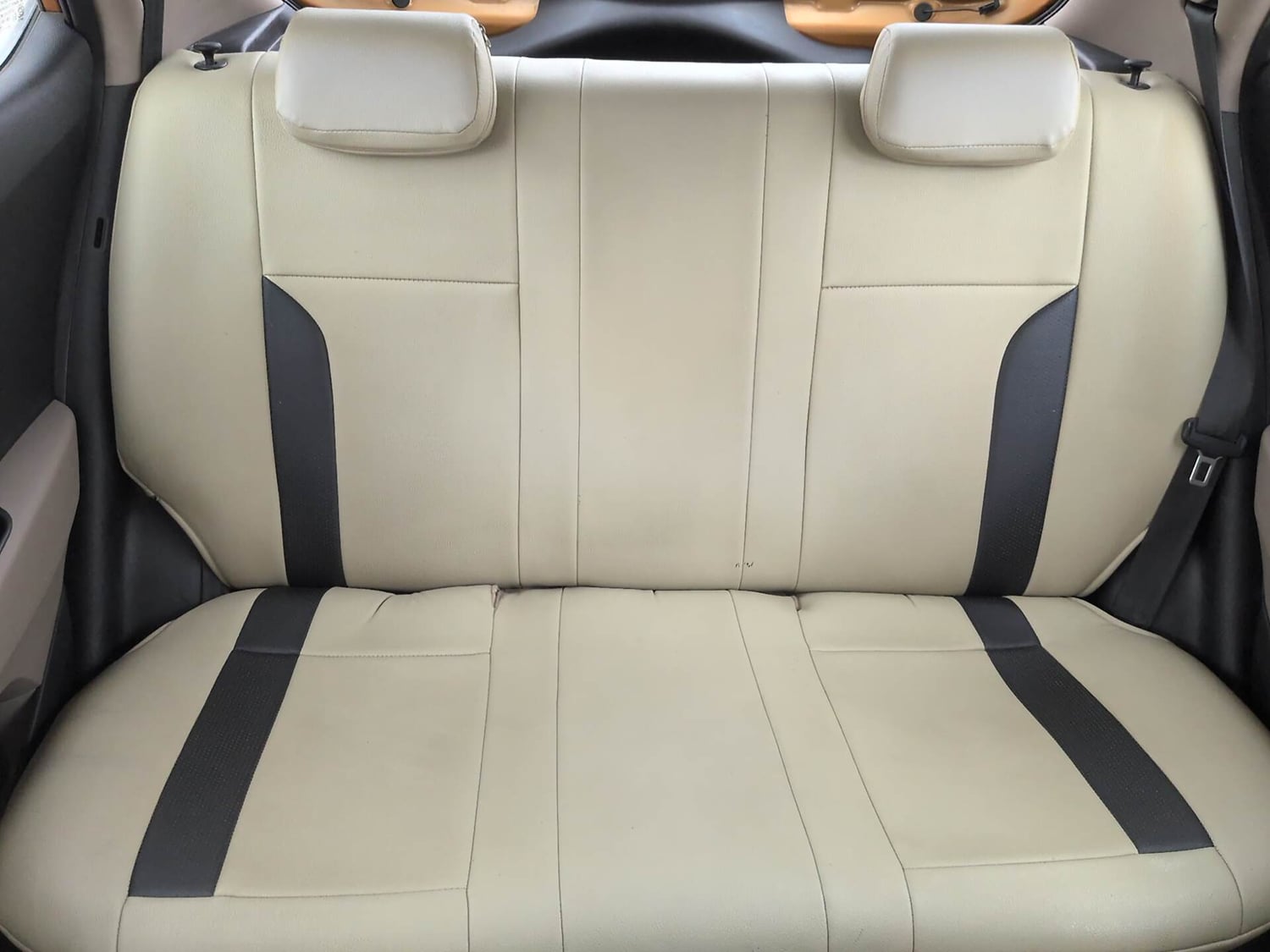 Used 2015 Hyundai Grand i10 Asta 1.2 Kappa VTVT Petrol Manual interior REAR SEAT CONDITION VIEW