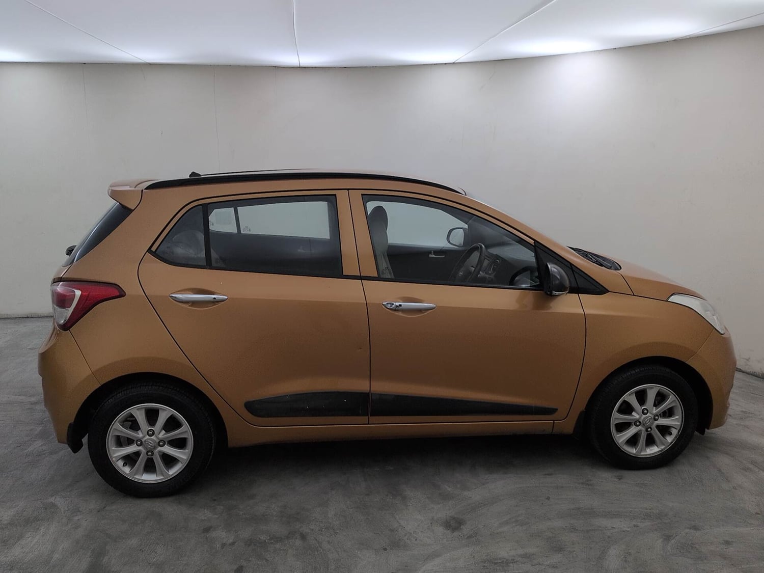 Used 2015 Hyundai Grand i10 Asta 1.2 Kappa VTVT Petrol Manual exterior RIGHT SIDE VIEW