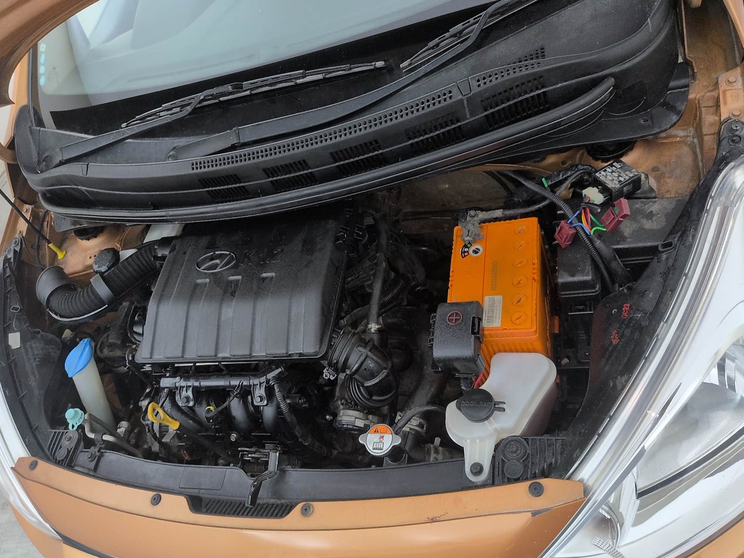 Used 2015 Hyundai Grand i10 Asta 1.2 Kappa VTVT Petrol Manual engine ENGINE LEFT SIDE VIEW