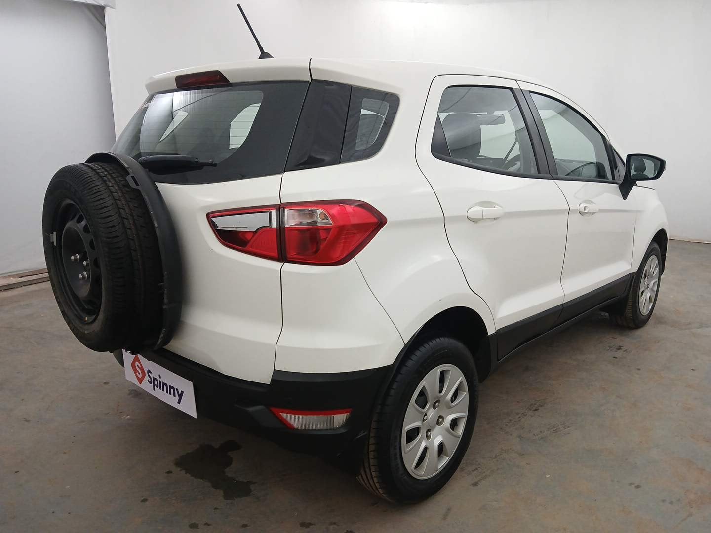 Used 2018 Ford EcoSport Trend 1.5L Ti-VCT Petrol Manual exterior RIGHT REAR CORNER VIEW