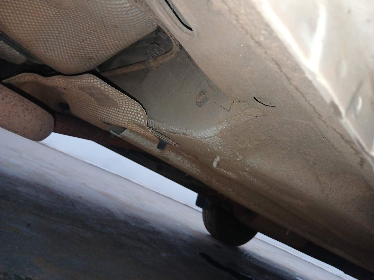 Used 2018 Ford EcoSport Trend 1.5L Ti-VCT Petrol Manual extra REAR RIGHT UNDERBODY VIEW