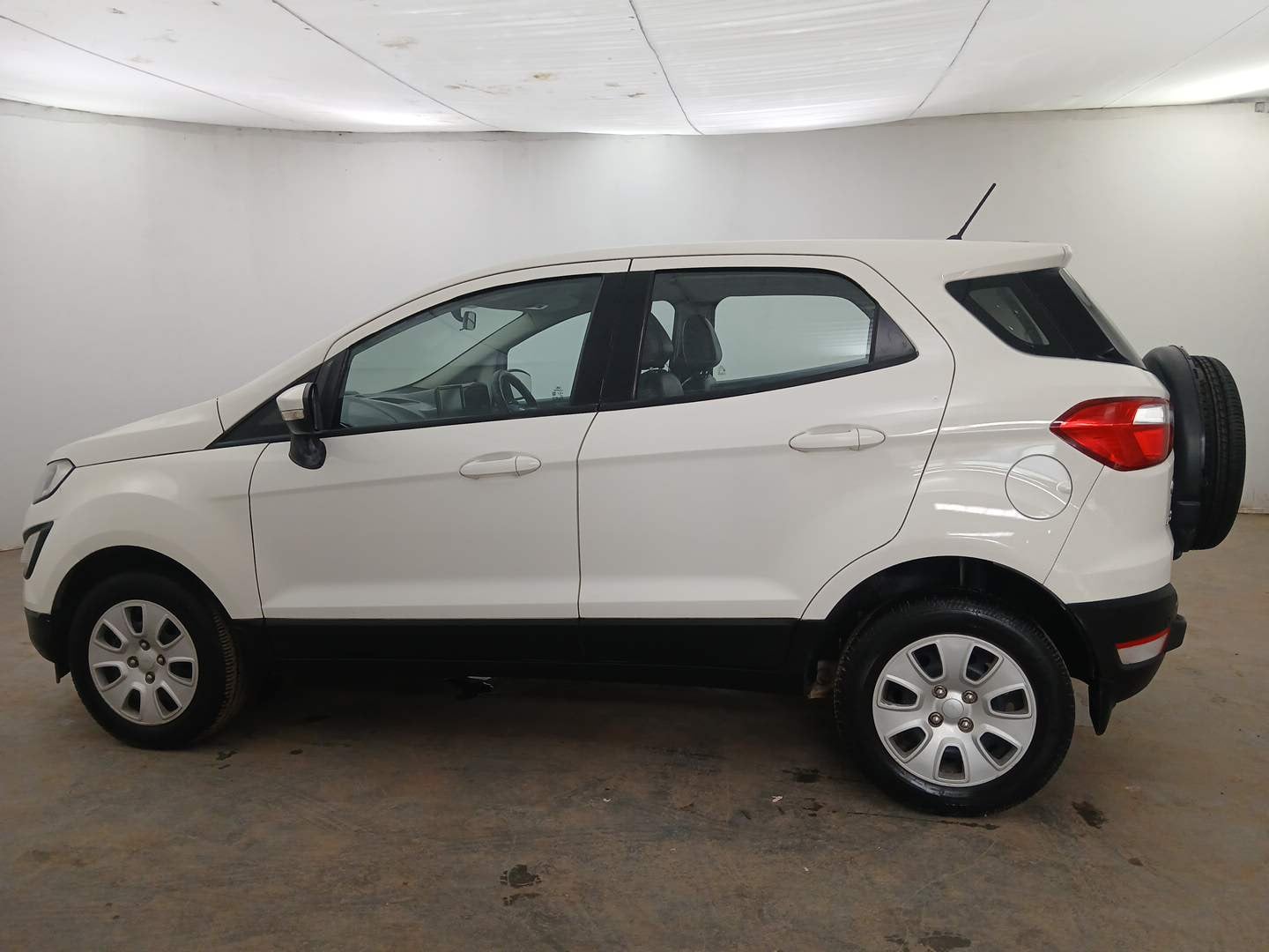 Used 2018 Ford EcoSport Trend 1.5L Ti-VCT Petrol Manual exterior LEFT SIDE VIEW