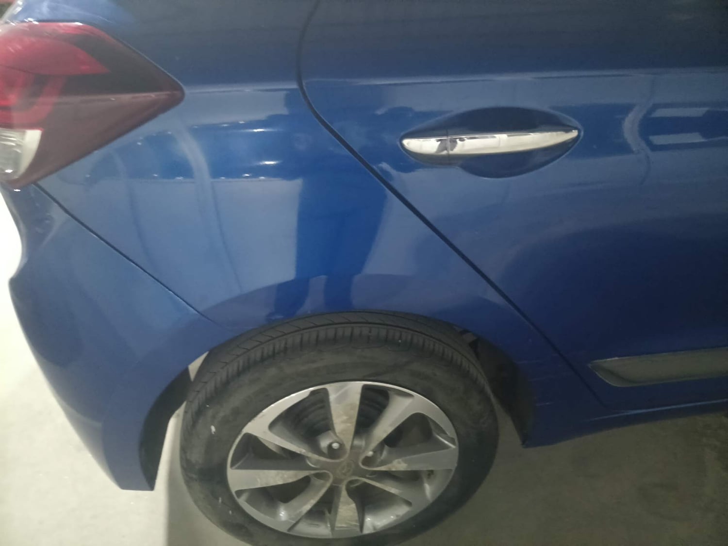 Used 2016 Hyundai Elite i20 Asta 1.2 (O) Petrol Manual dents MINOR SCRATCH
