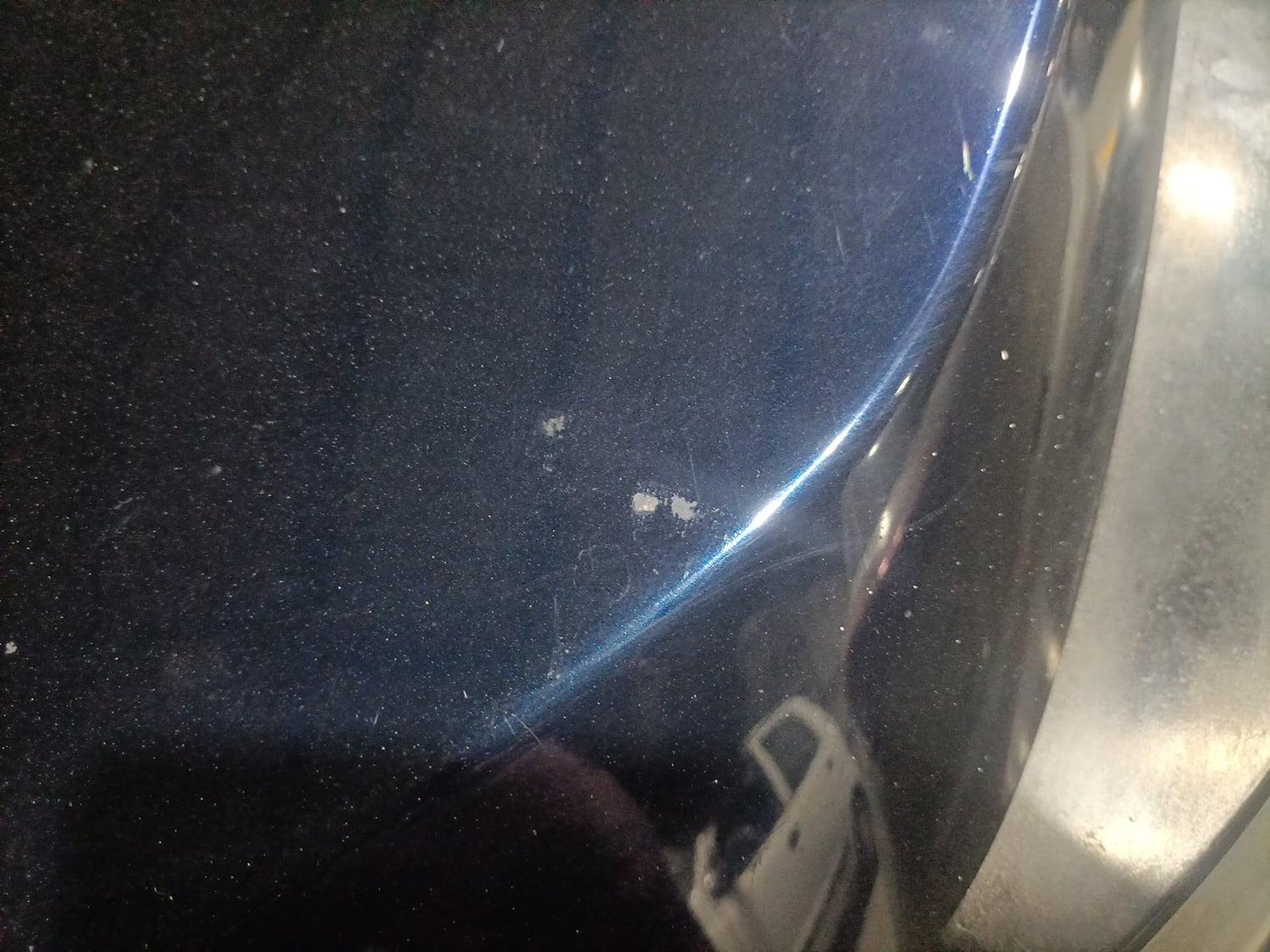 Used 2019 Tata Hexa XTA 4x2 6 STR Diesel Automatic dents MINOR SCRATCH