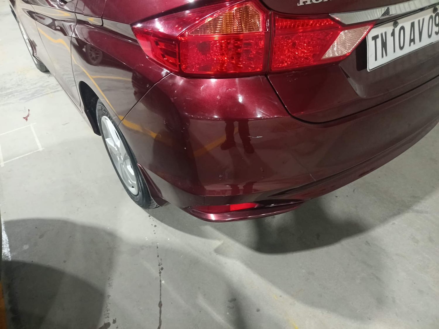 Used 2016 Honda City VX (O) MT Petrol Manual dents MINOR SCRATCH
