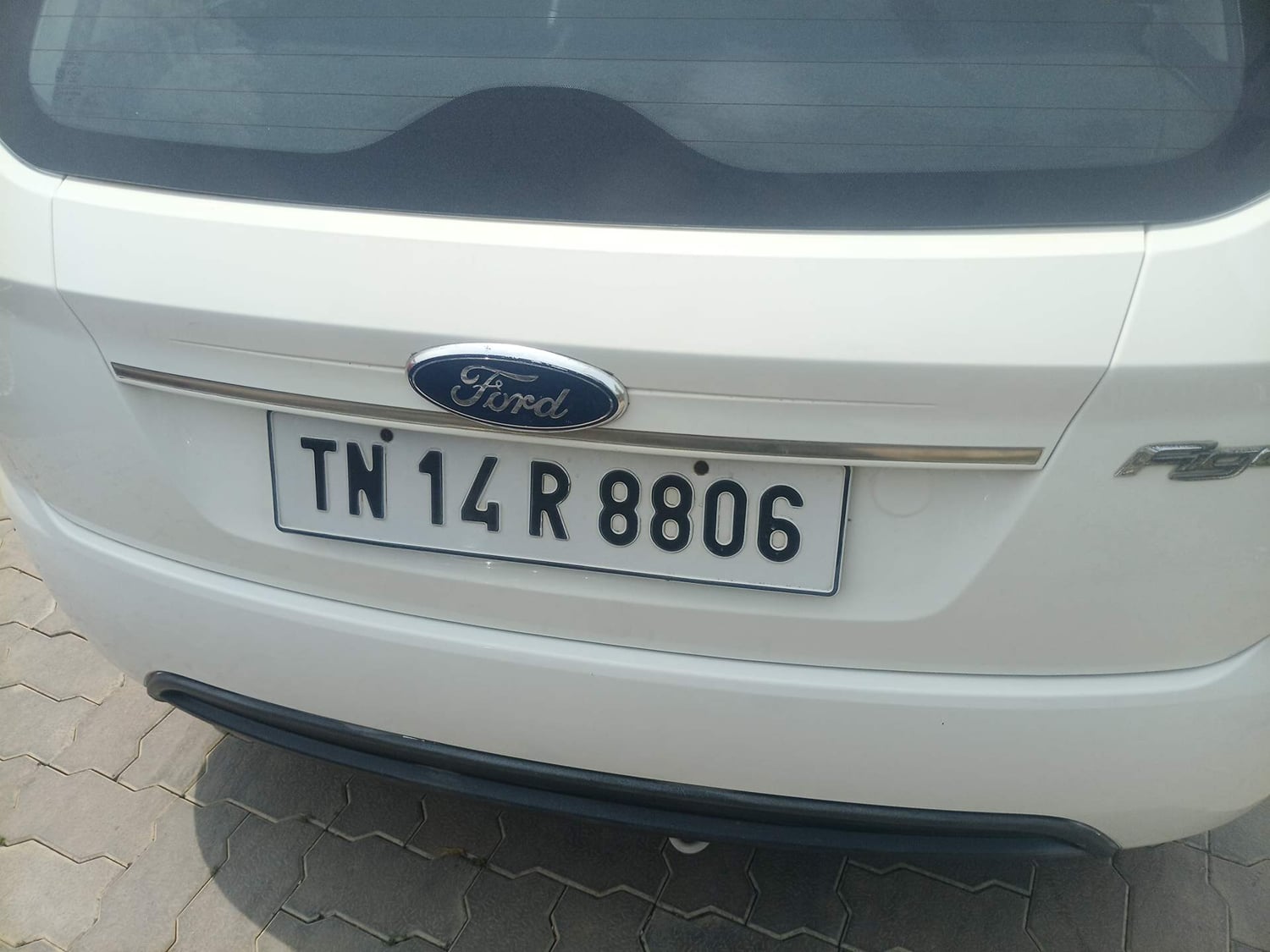 Used 2014 Ford Figo Duratec Petrol ZXI 1.2 Petrol Manual dents MINOR SCRATCH