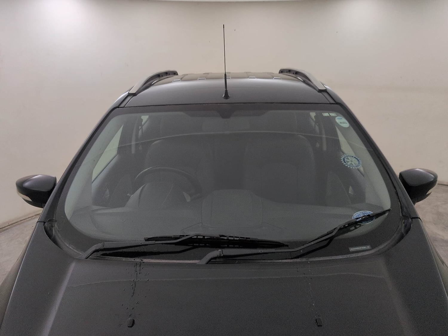 Used 2015 Ford EcoSport Titanium 1.5L TDCi Diesel Manual exterior FRONT WINDSHIELD VIEW