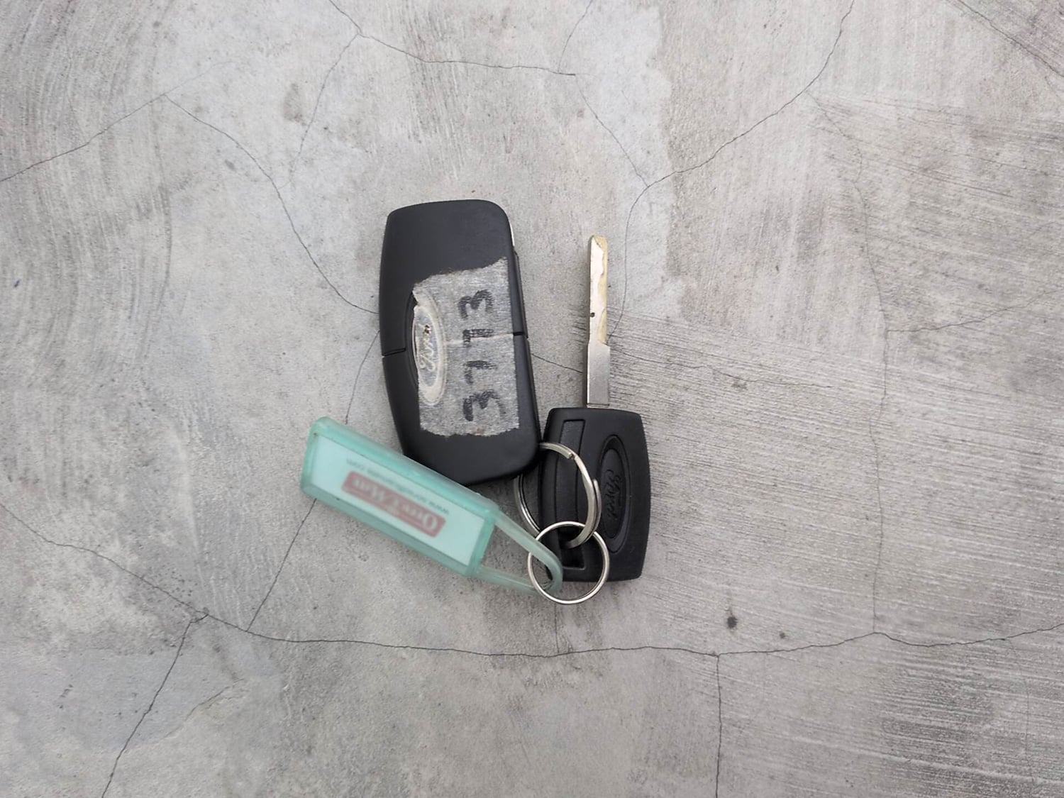 Used 2015 Ford EcoSport Titanium 1.5L TDCi Diesel Manual extra CAR KEY VIEW