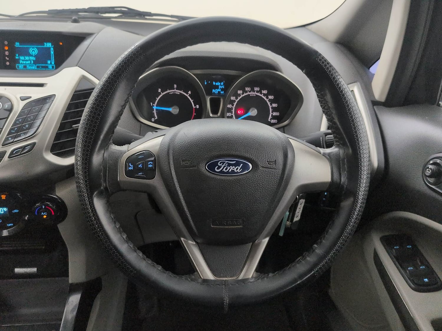 Used 2015 Ford EcoSport Titanium 1.5L TDCi Diesel Manual interior STEERING VIEW