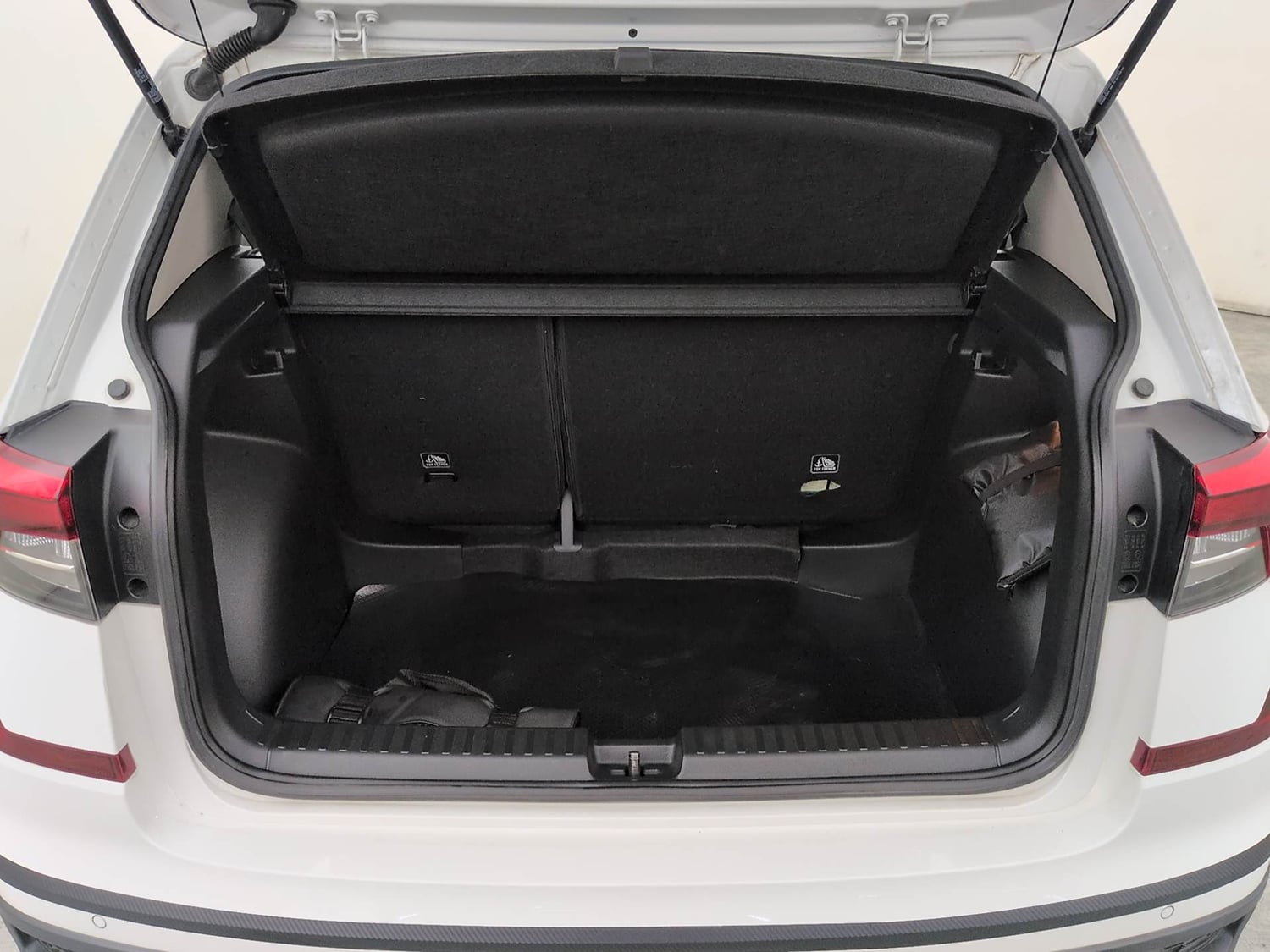 Used 2025 Skoda Kushaq Style 1.5L TSI MT Petrol Manual interior DICKY INSIDE VIEW