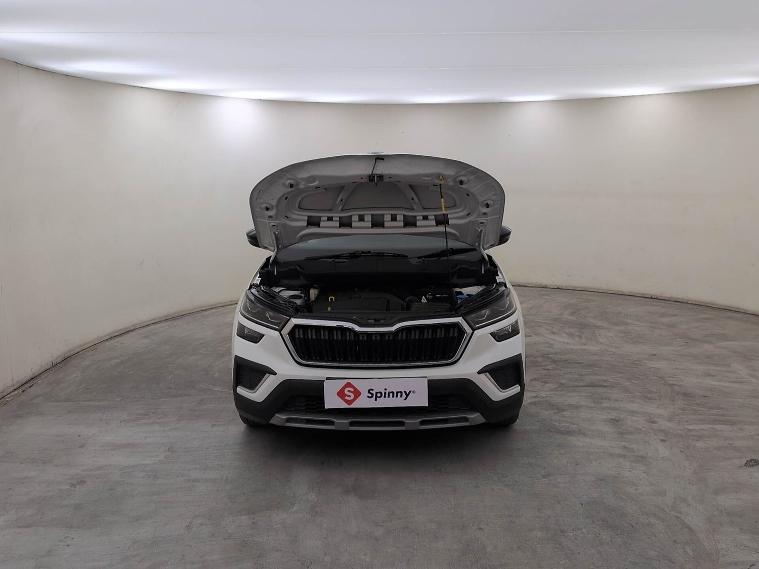 Used 2025 Skoda Kushaq Style 1.5L TSI MT Petrol Manual engine ENGINE & BONNET OPEN FRONT VIEW
