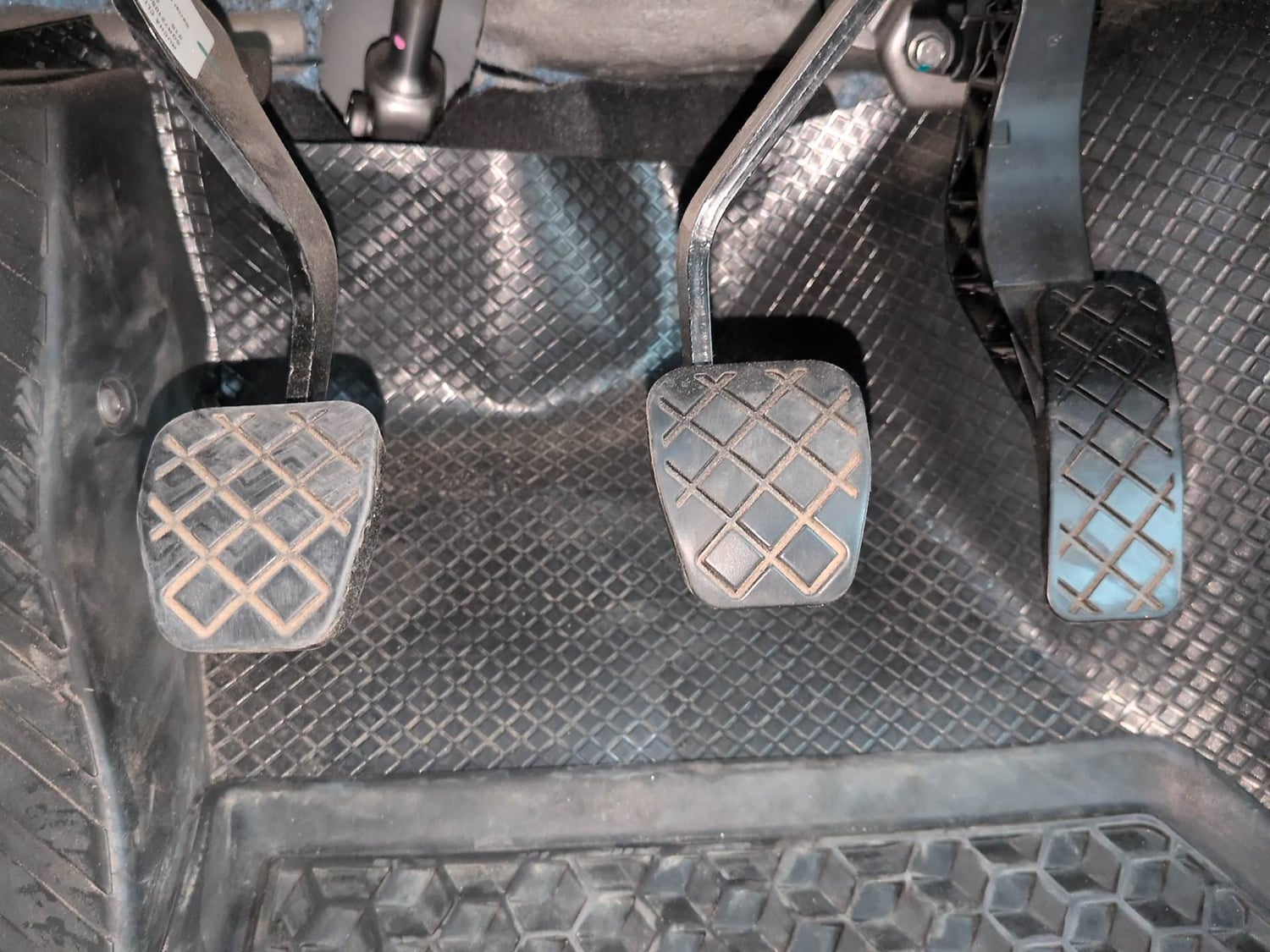 Used 2025 Skoda Kushaq Style 1.5L TSI MT Petrol Manual interior PEDALS VIEW