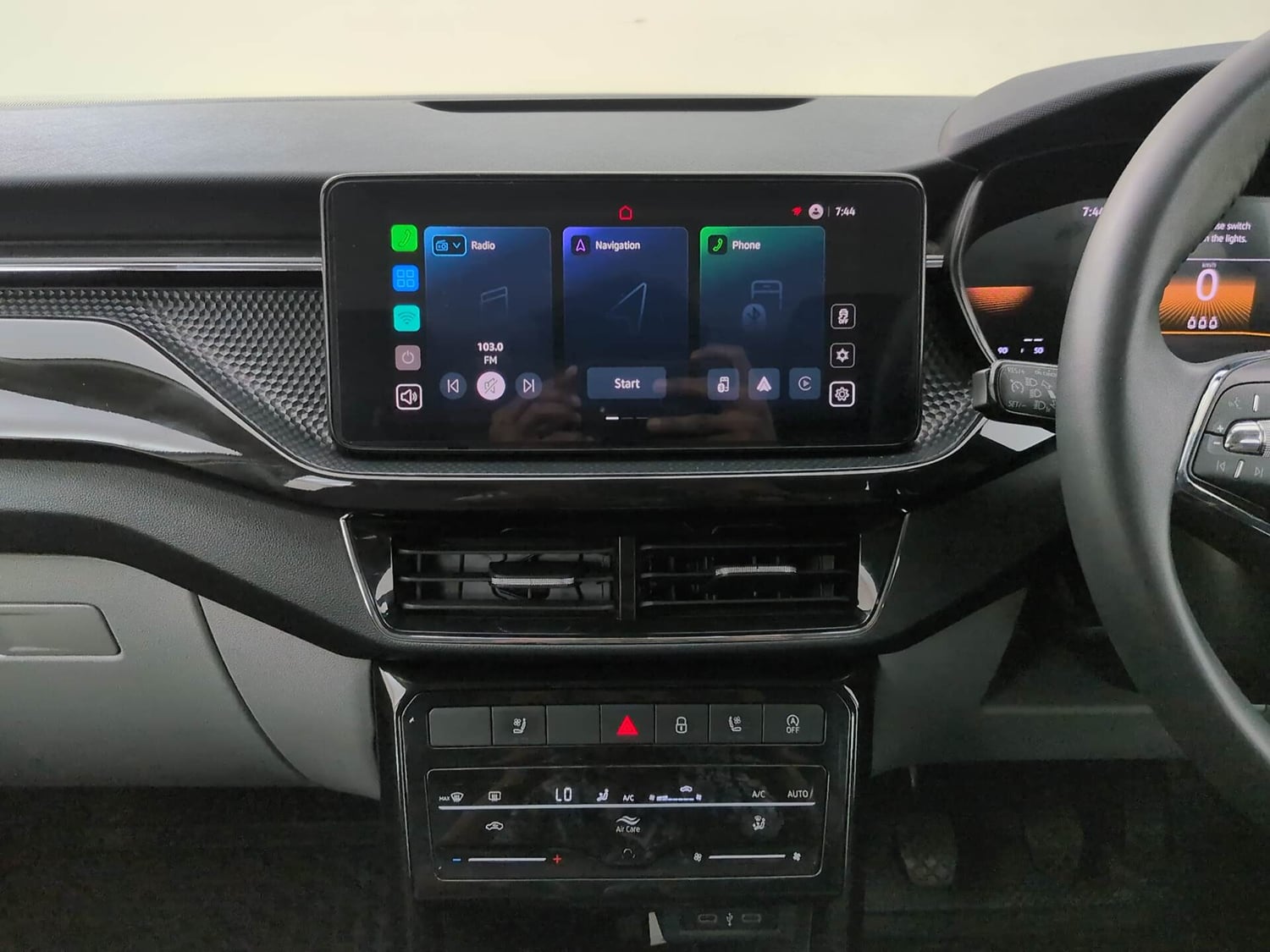 Used 2025 Skoda Kushaq Style 1.5L TSI MT Petrol Manual interior MUSIC SYSTEM & AC CONTROL VIEW