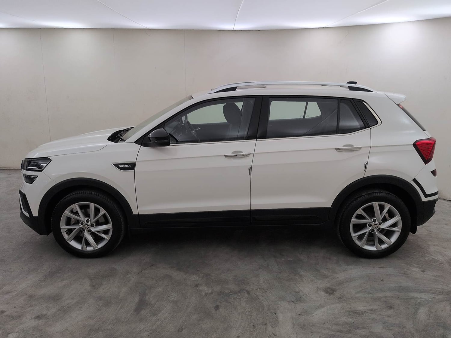 Used 2025 Skoda Kushaq Style 1.5L TSI MT Petrol Manual exterior LEFT SIDE VIEW