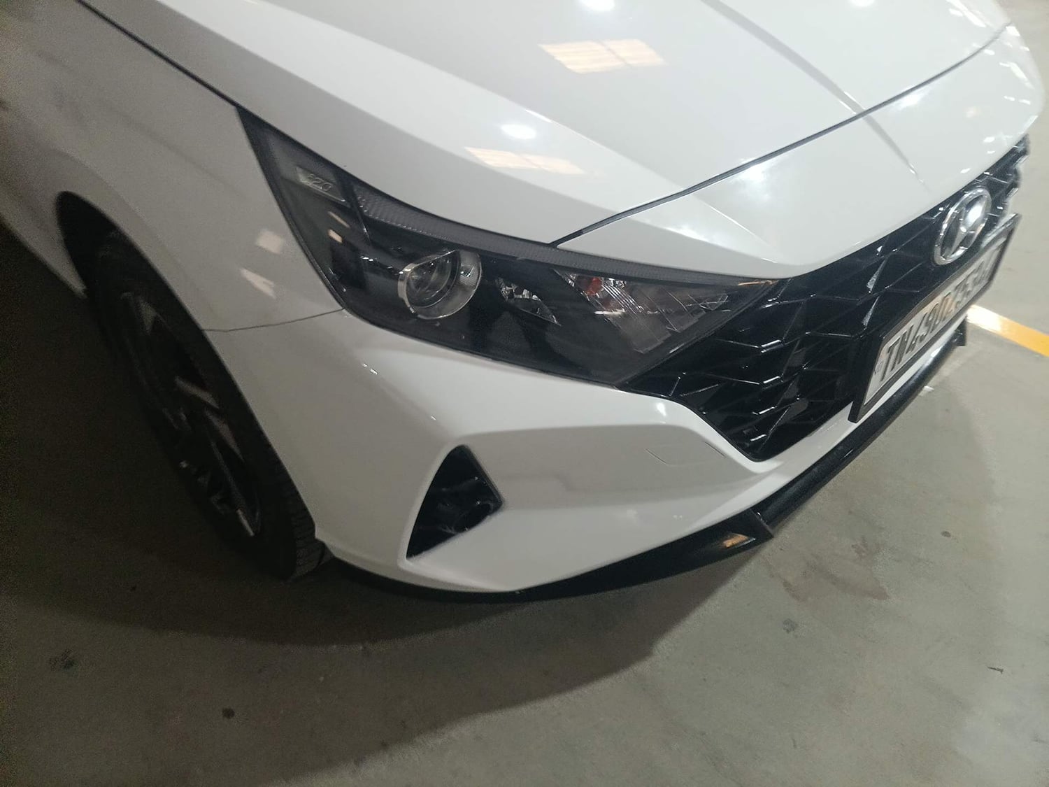 Used 2023 Hyundai New i20 Asta (O) 1.0 Turbo DCT Petrol Automatic dents MINOR SCRATCH