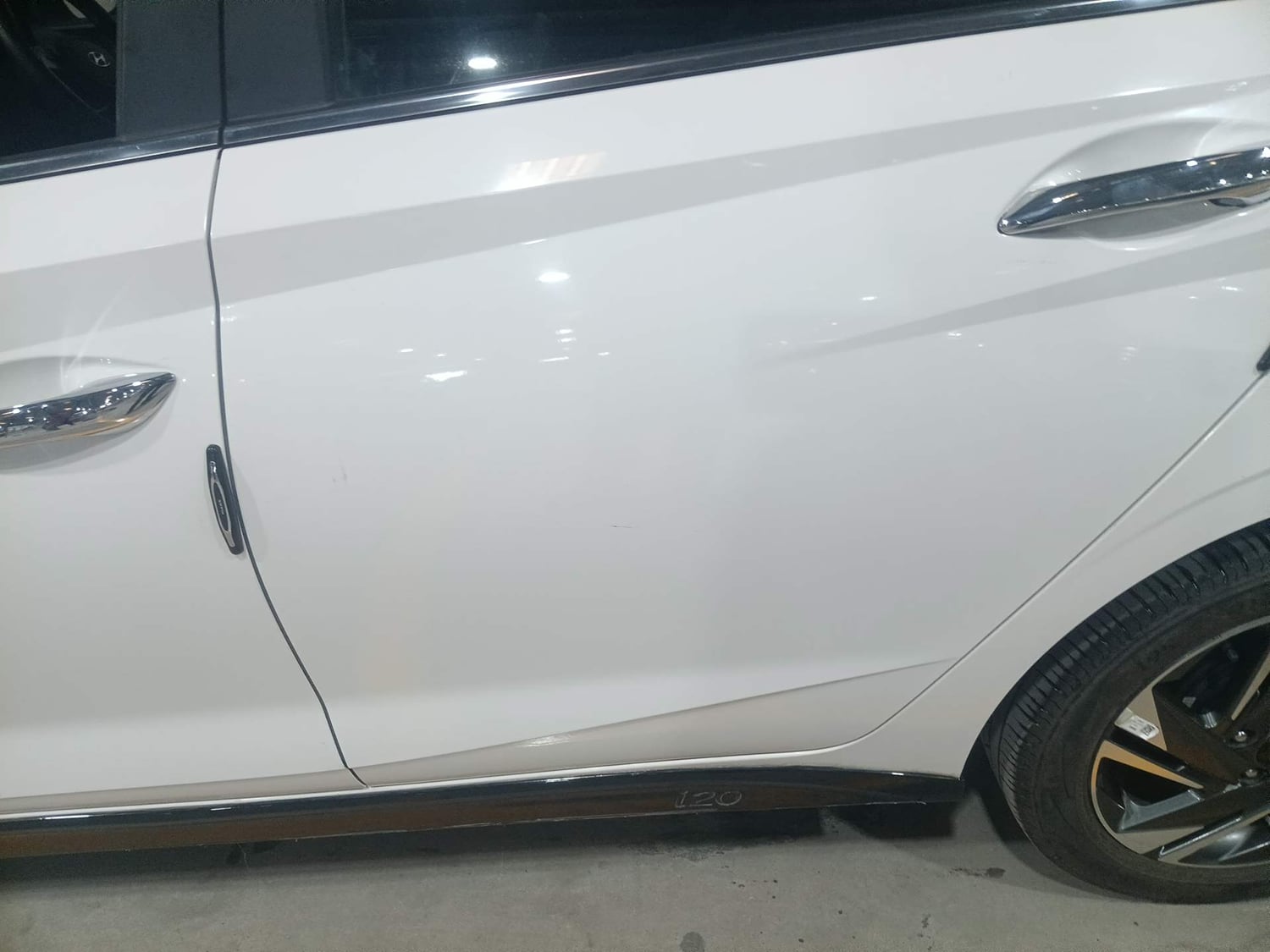 Used 2023 Hyundai New i20 Asta (O) 1.0 Turbo DCT Petrol Automatic dents MINOR SCRATCH