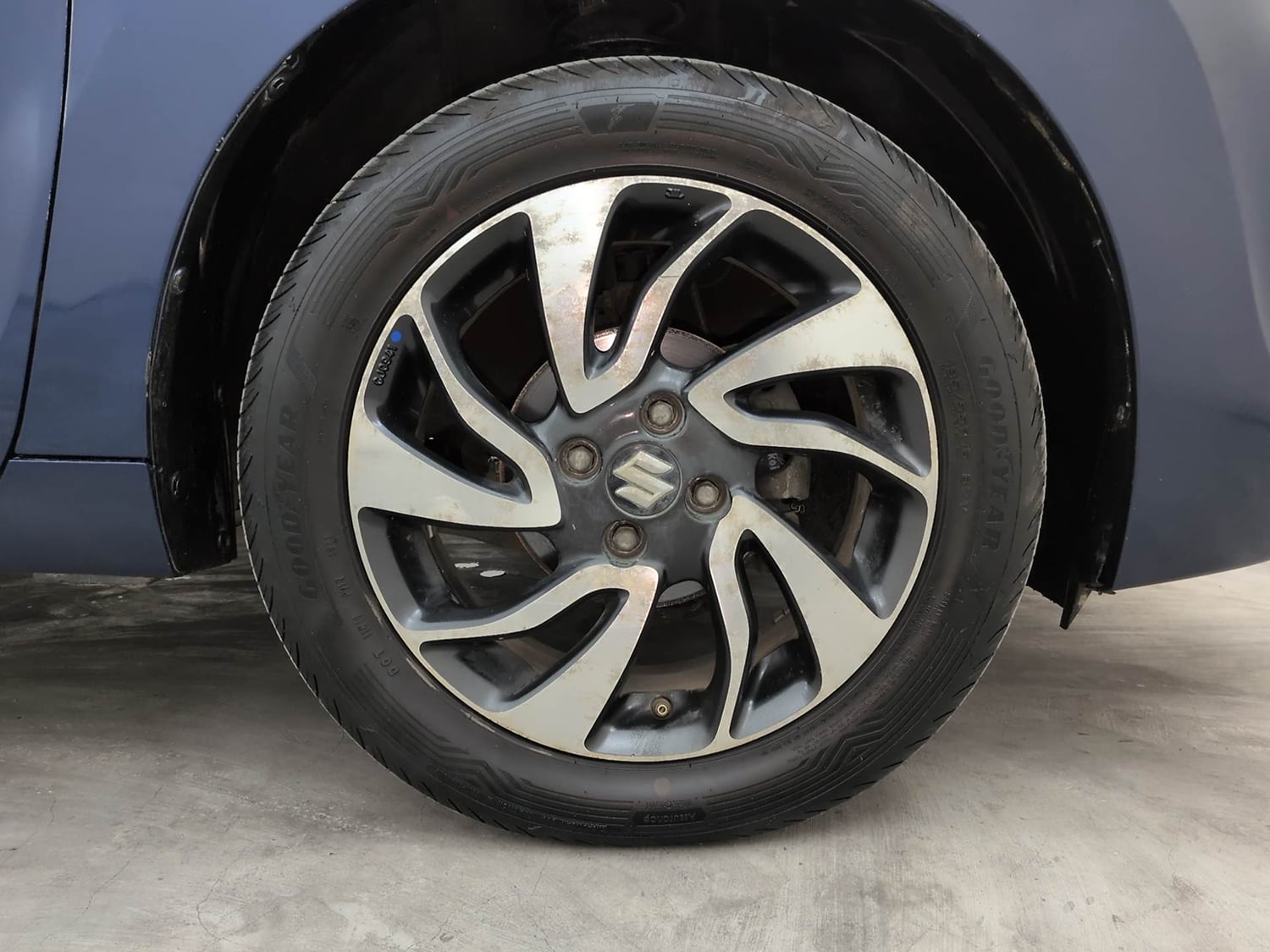 Used 2019 Maruti Suzuki Baleno Alpha Automatic Petrol Automatic tyres RIGHT FRONT TYRE RIM VIEW