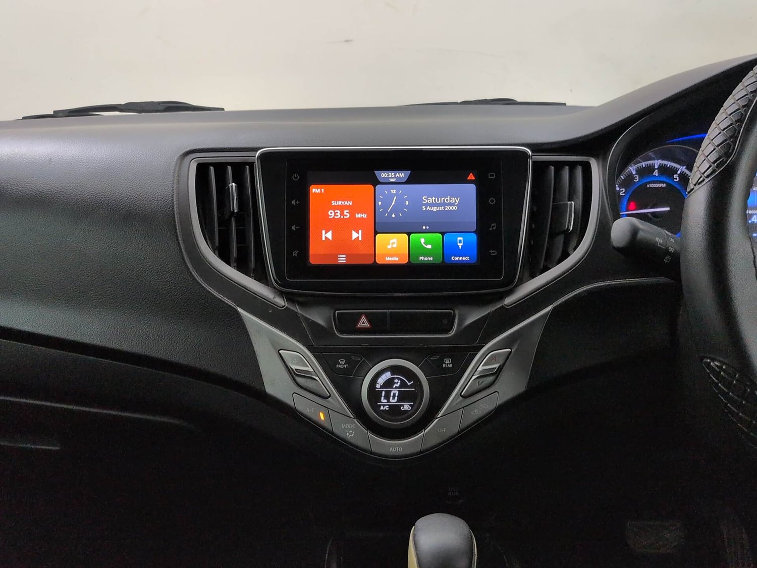 Used 2019 Maruti Suzuki Baleno Alpha Automatic Petrol Automatic interior MUSIC SYSTEM & AC CONTROL VIEW