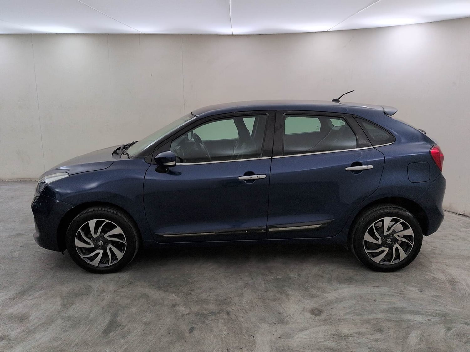 Used 2019 Maruti Suzuki Baleno Alpha Automatic Petrol Automatic exterior LEFT SIDE VIEW