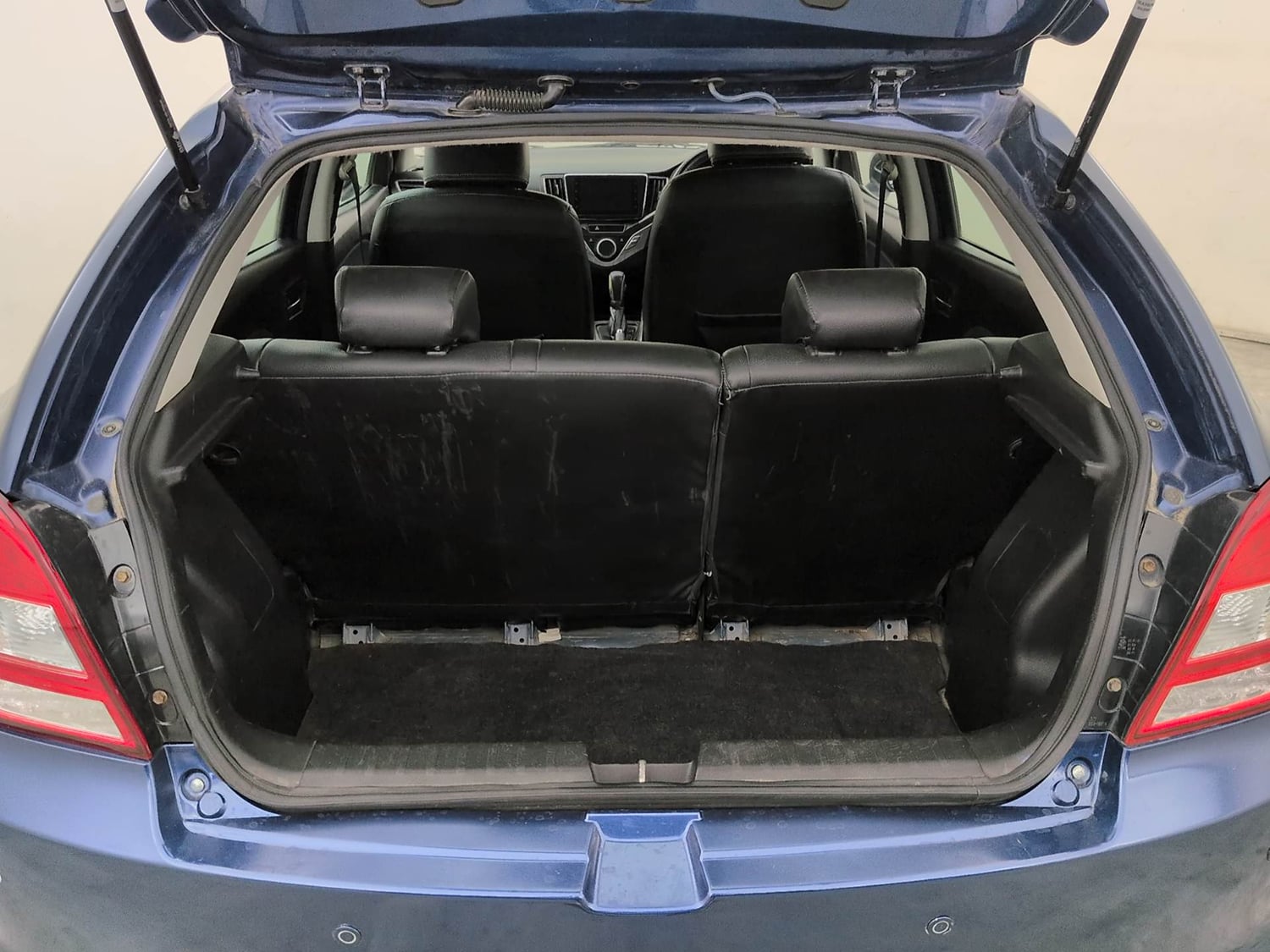 Used 2019 Maruti Suzuki Baleno Alpha Automatic Petrol Automatic interior DICKY INSIDE VIEW