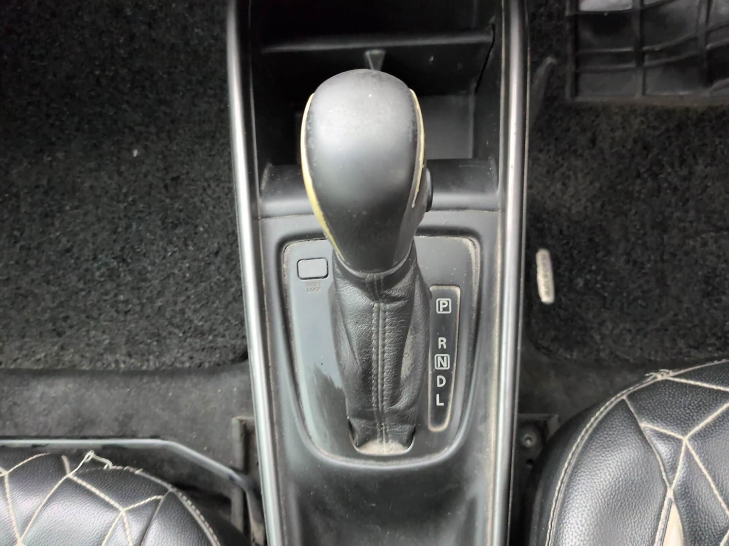 Used 2019 Maruti Suzuki Baleno Alpha Automatic Petrol Automatic interior GEAR  KNOB VIEW