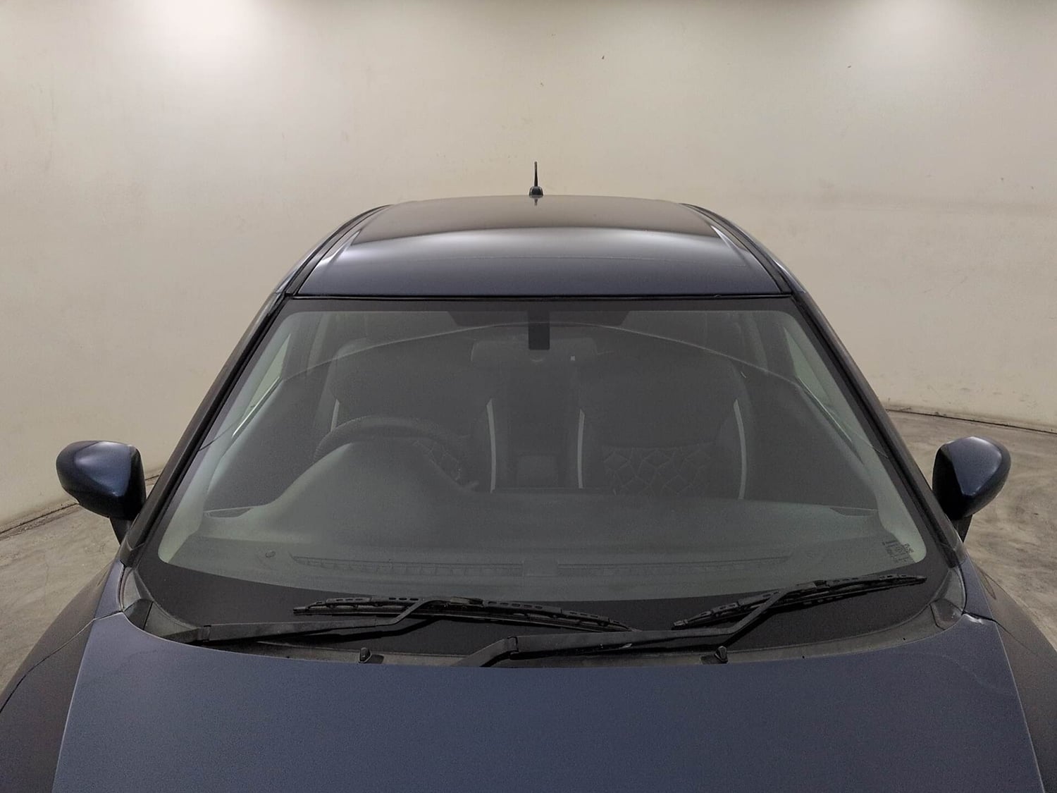 Used 2019 Maruti Suzuki Baleno Alpha Automatic Petrol Automatic exterior FRONT WINDSHIELD VIEW