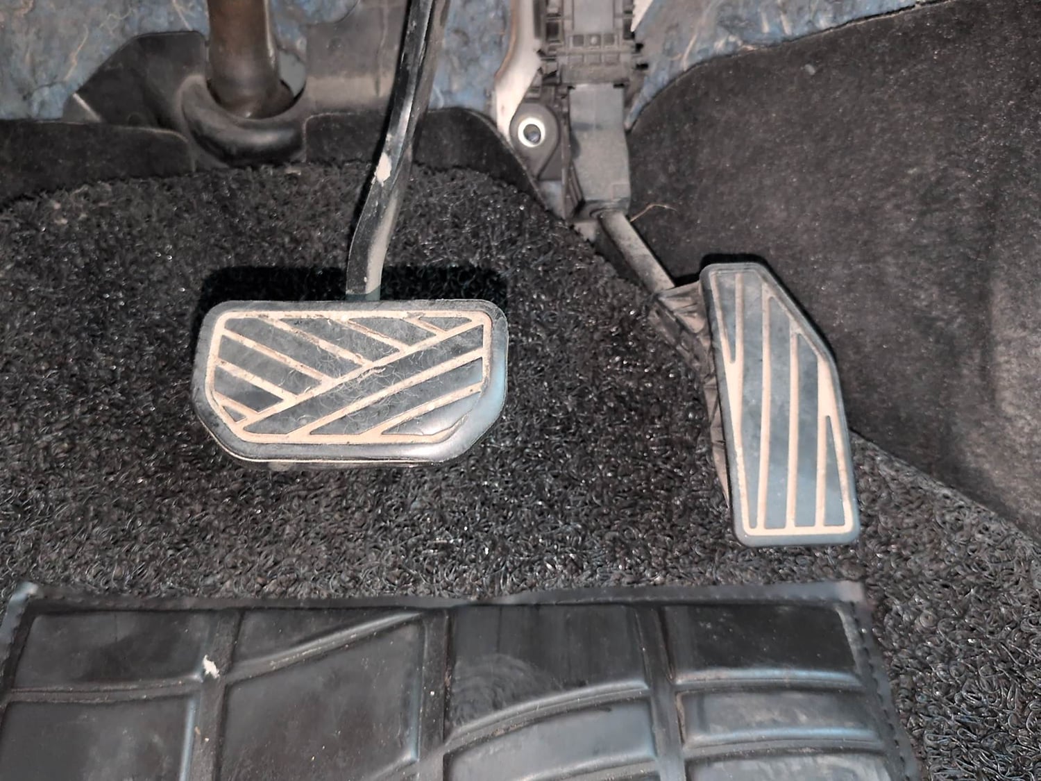 Used 2019 Maruti Suzuki Baleno Alpha Automatic Petrol Automatic interior PEDALS VIEW