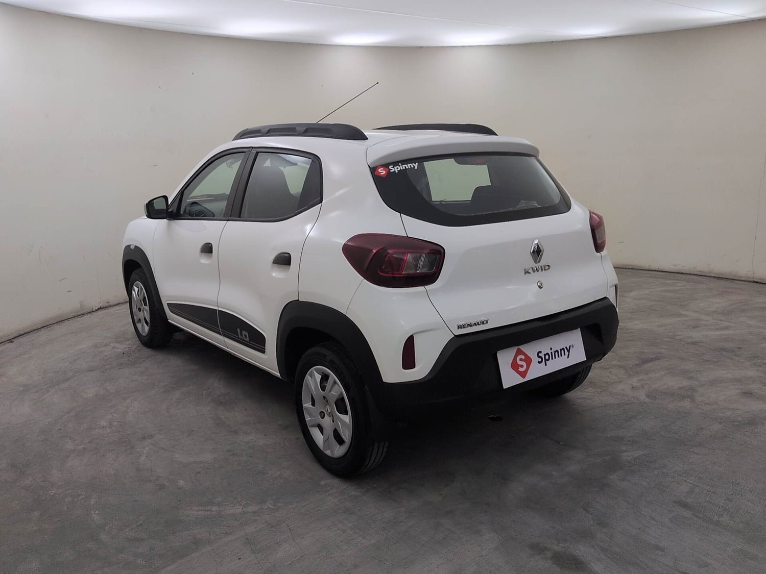 Used 2022 Renault Kwid RXT 1.0 (O) Petrol Manual exterior LEFT REAR CORNER VIEW