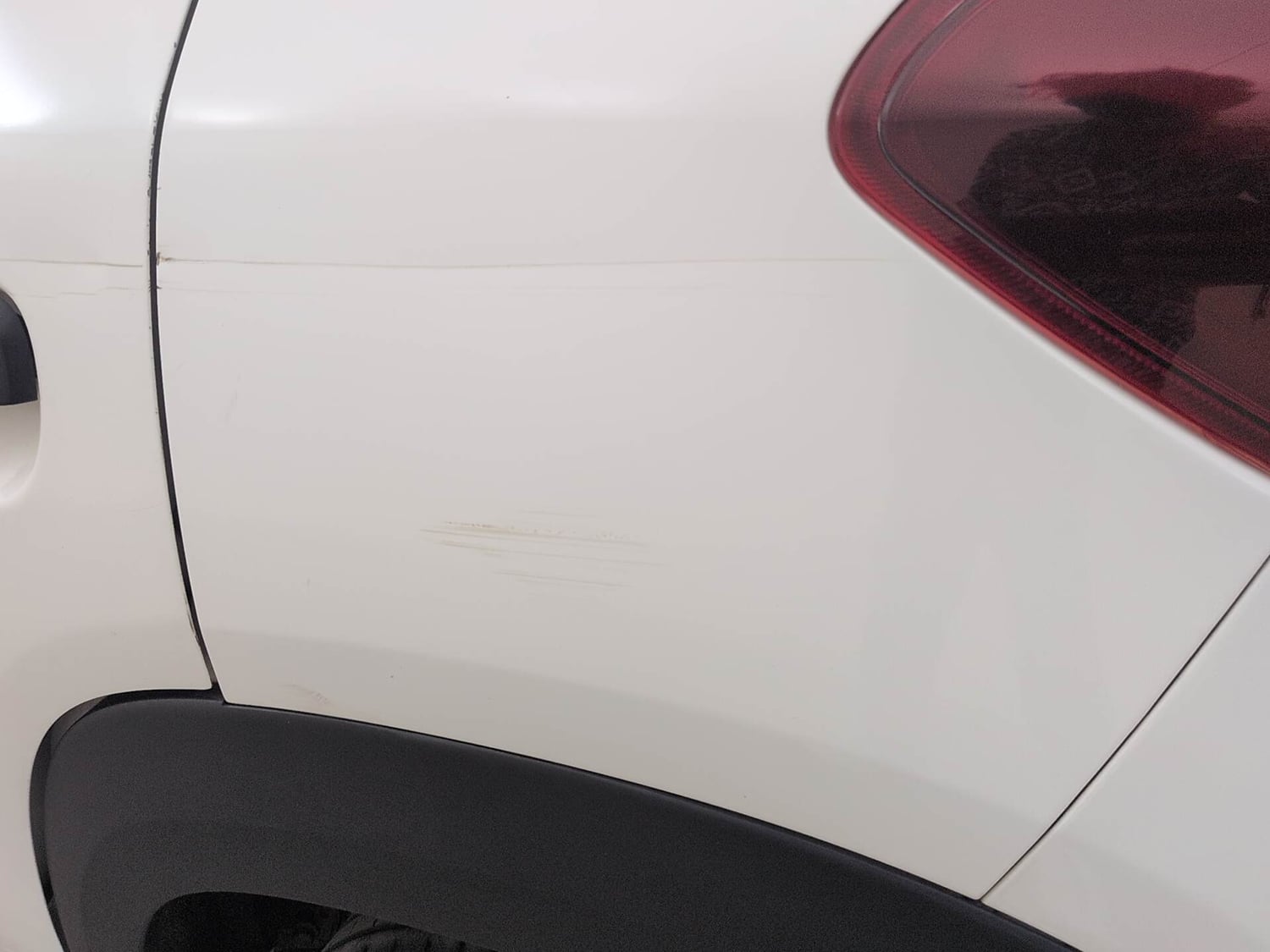 Used 2022 Renault Kwid RXT 1.0 (O) Petrol Manual dents MINOR SCRATCH