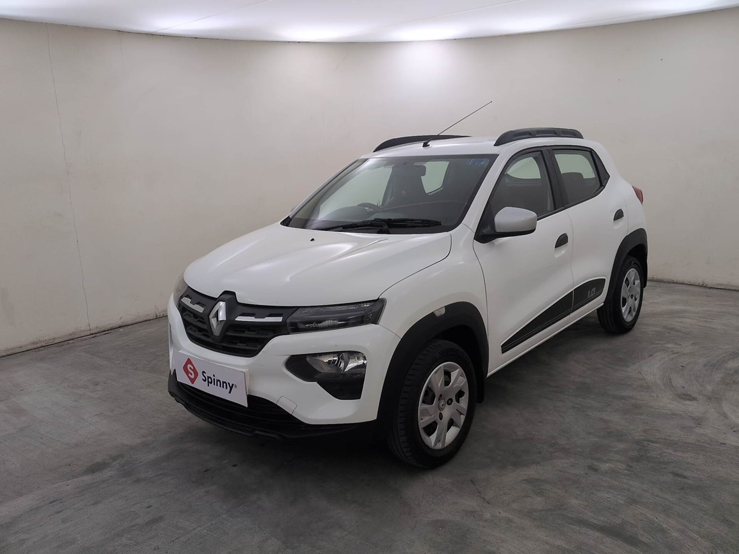 Used 2022 Renault Kwid RXT 1.0 (O) Petrol Manual exterior LEFT FRONT CORNER VIEW