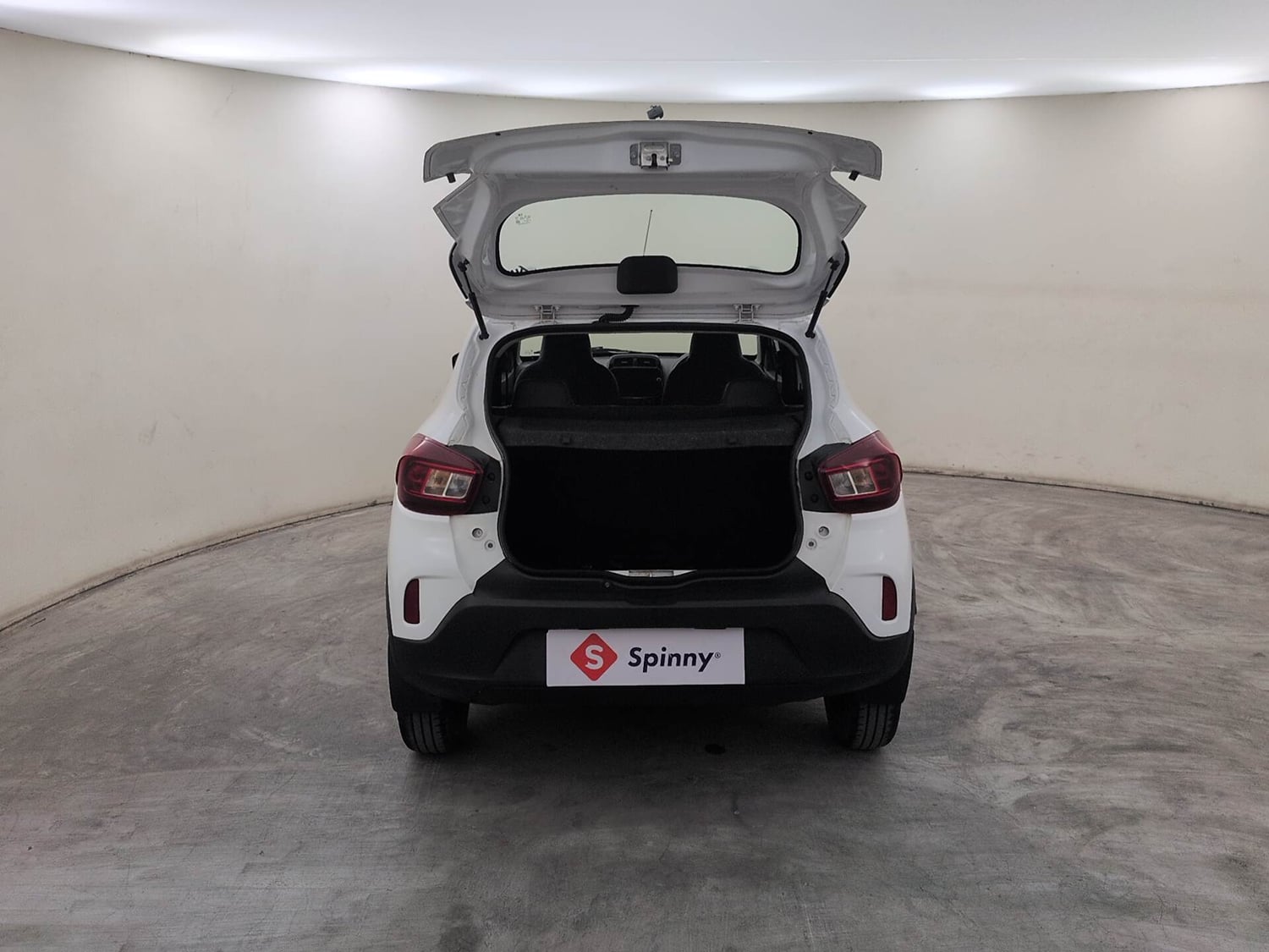 Used 2022 Renault Kwid RXT 1.0 (O) Petrol Manual interior DICKY DOOR OPEN VIEW