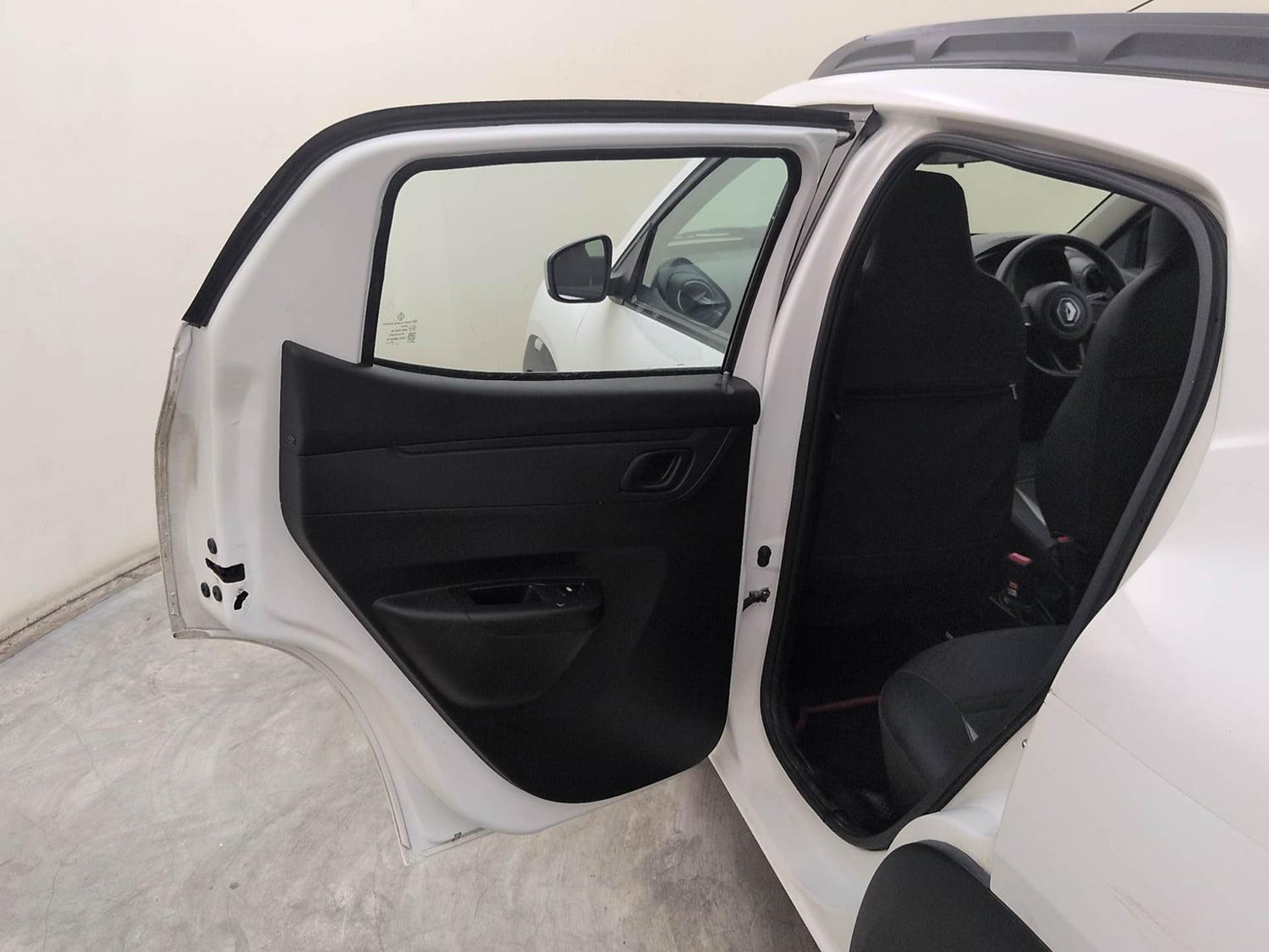 Used 2022 Renault Kwid RXT 1.0 (O) Petrol Manual interior LEFT REAR DOOR OPEN VIEW