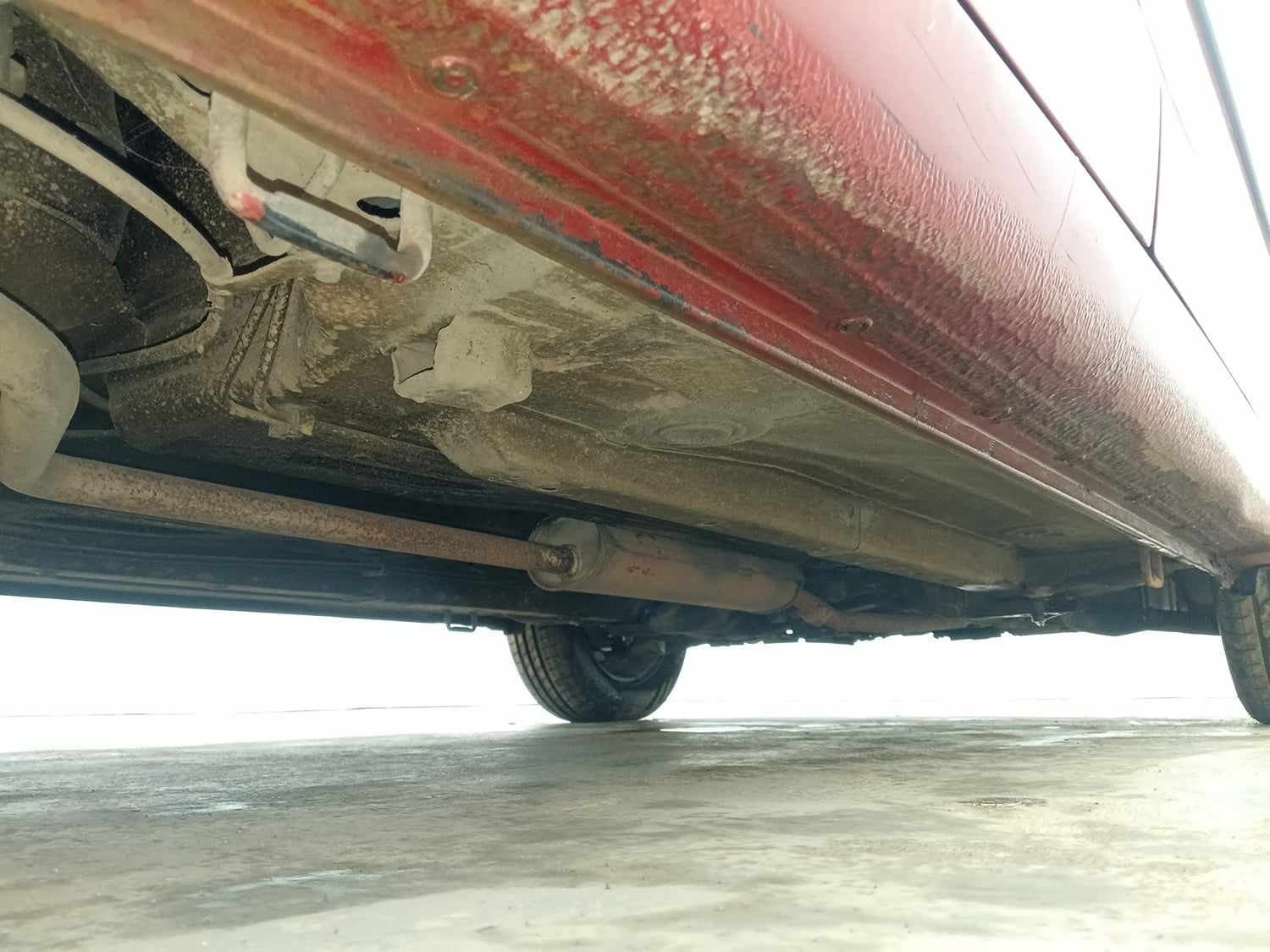 Used 2017 Maruti Suzuki Celerio VXi AMT Petrol Automatic extra REAR RIGHT UNDERBODY VIEW