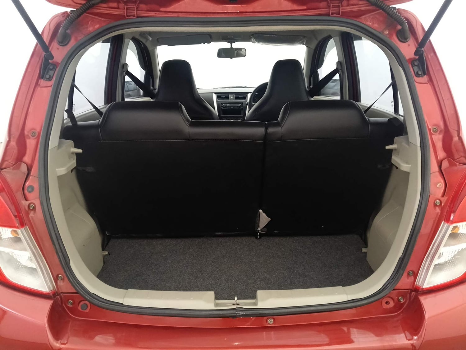 Used 2017 Maruti Suzuki Celerio VXi AMT Petrol Automatic interior DICKY INSIDE VIEW