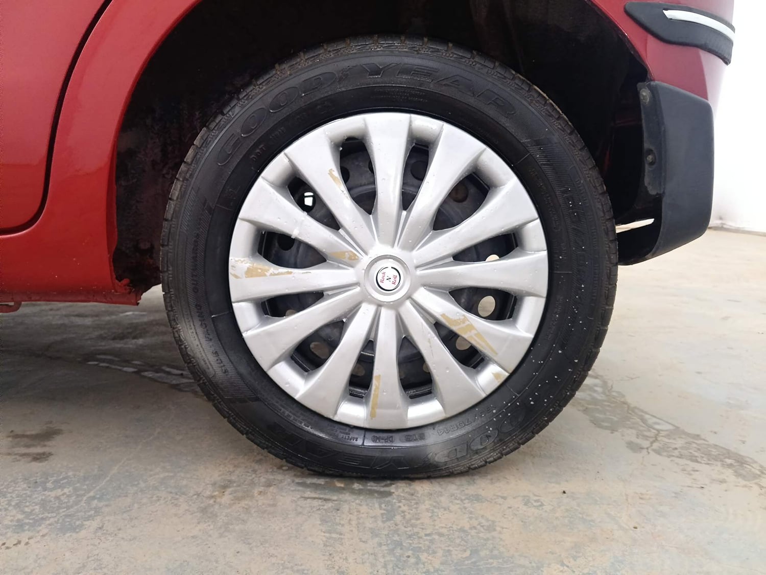 Used 2017 Maruti Suzuki Celerio VXi AMT Petrol Automatic tyres LEFT REAR TYRE RIM VIEW