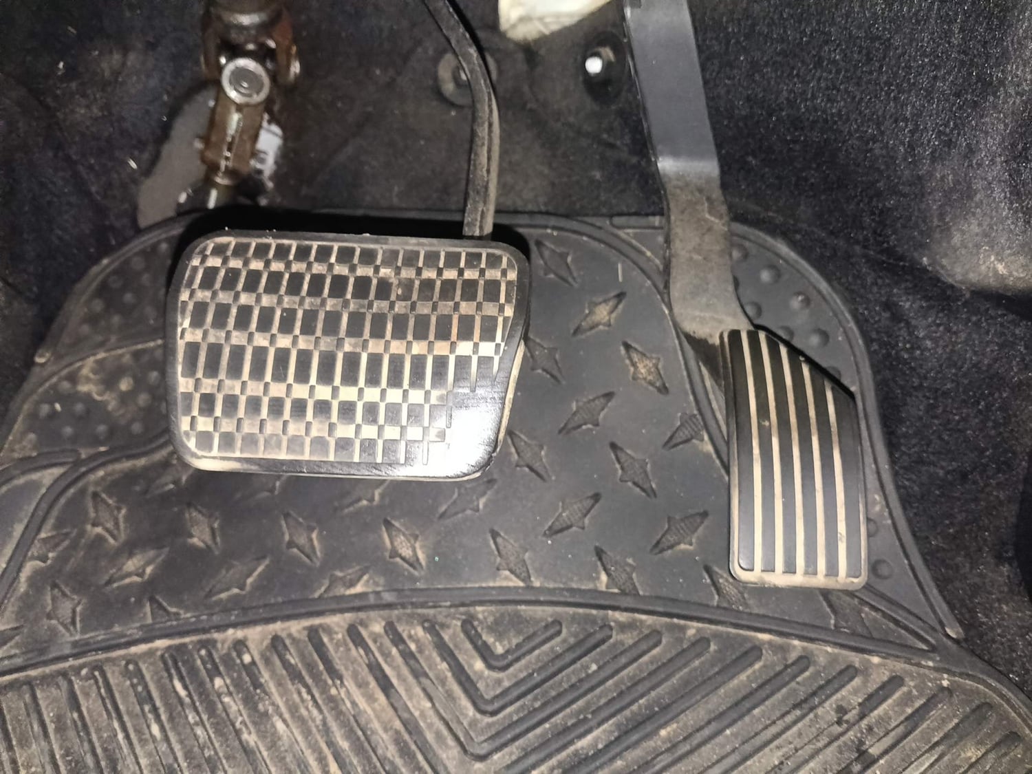 Used 2021 Tata Nexon XZA Plus (S) Petrol Automatic interior PEDALS VIEW