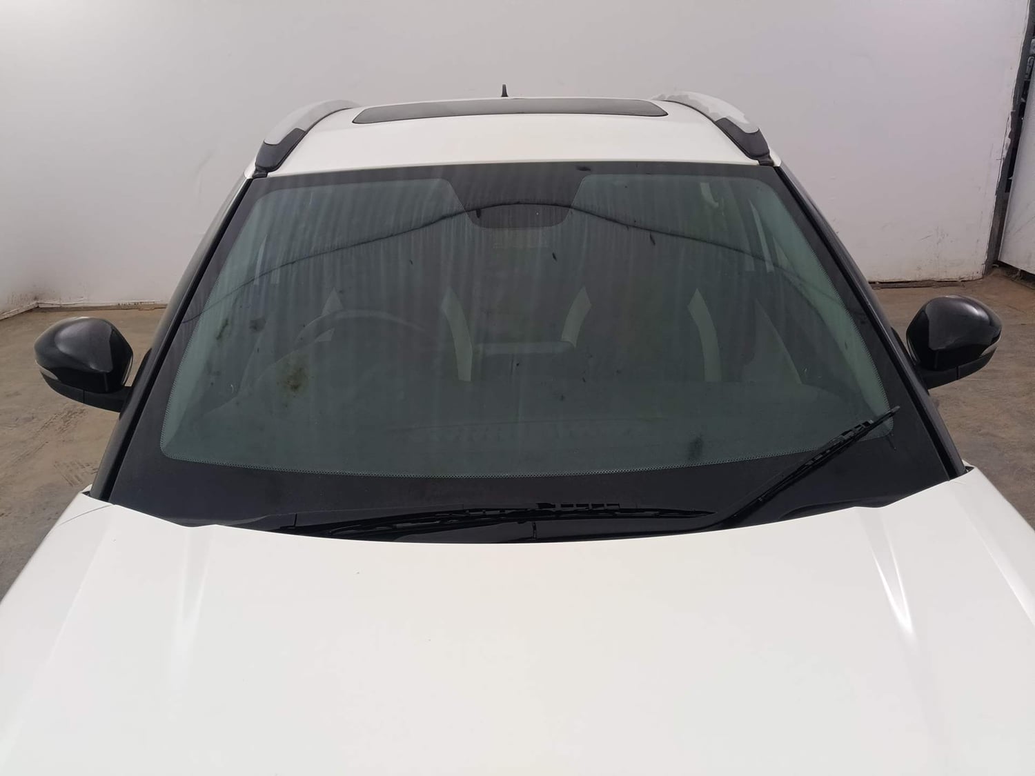 Used 2021 Tata Nexon XZA Plus (S) Petrol Automatic exterior FRONT WINDSHIELD VIEW