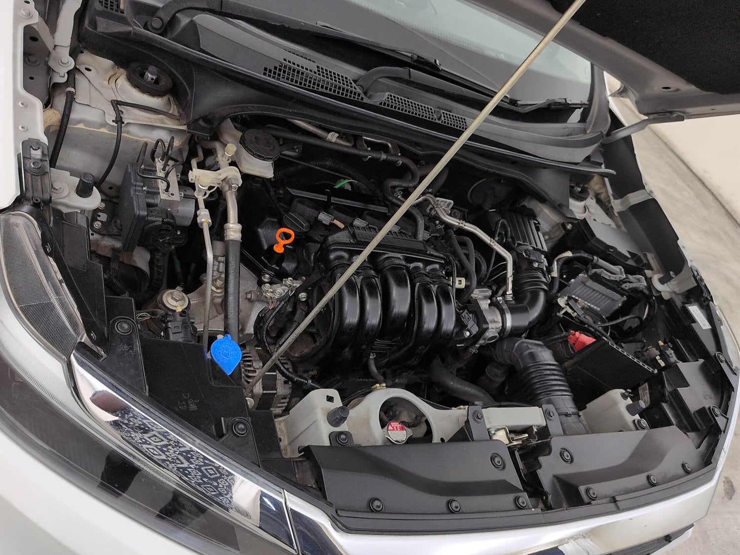 Used 2024 Honda Elevate SV MT Petrol Manual engine ENGINE RIGHT SIDE VIEW