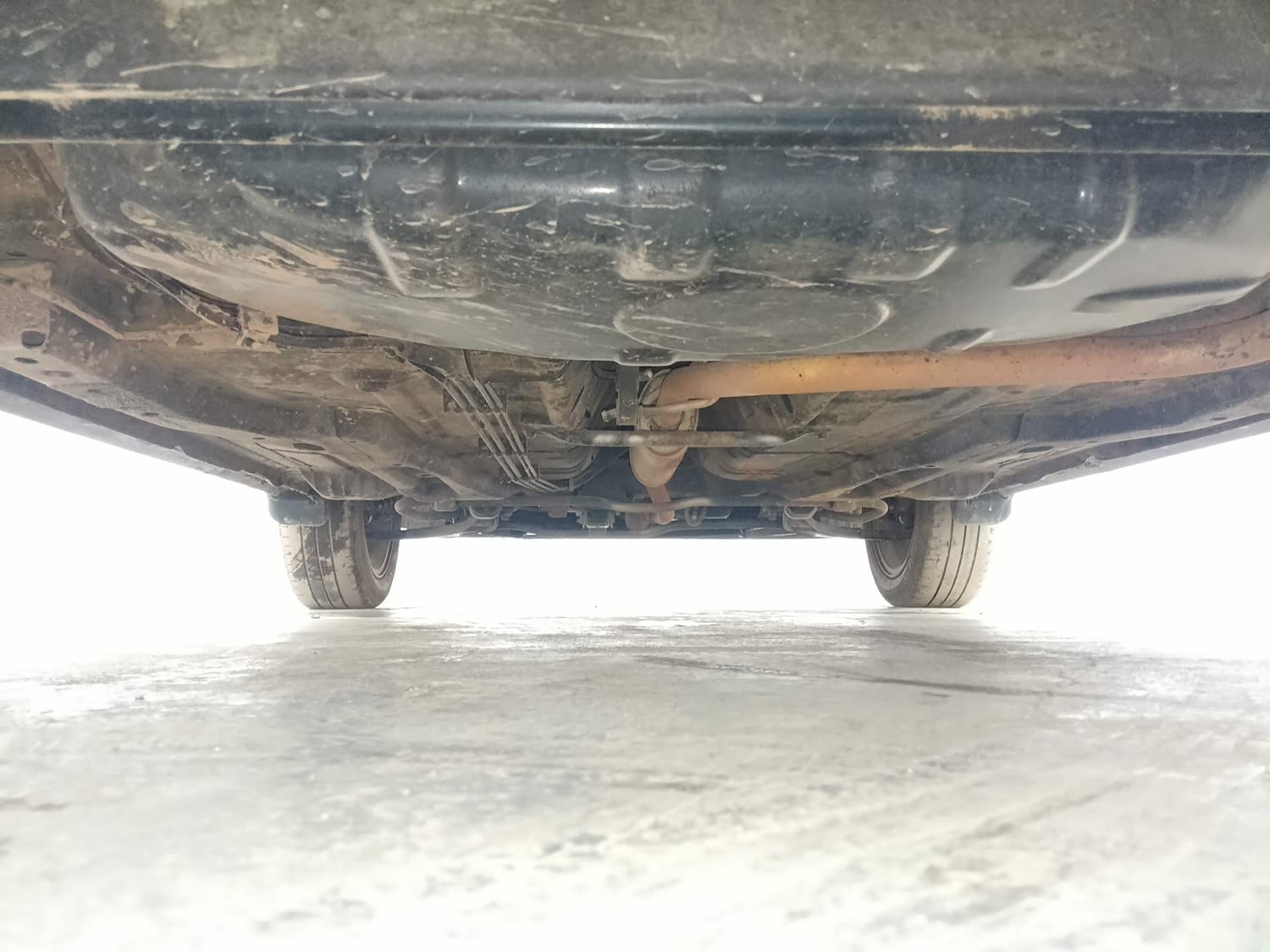 Used 2021 Tata Tiago XZ Plus Petrol Manual extra REAR UNDERBODY VIEW (TAKEN FROM REAR)