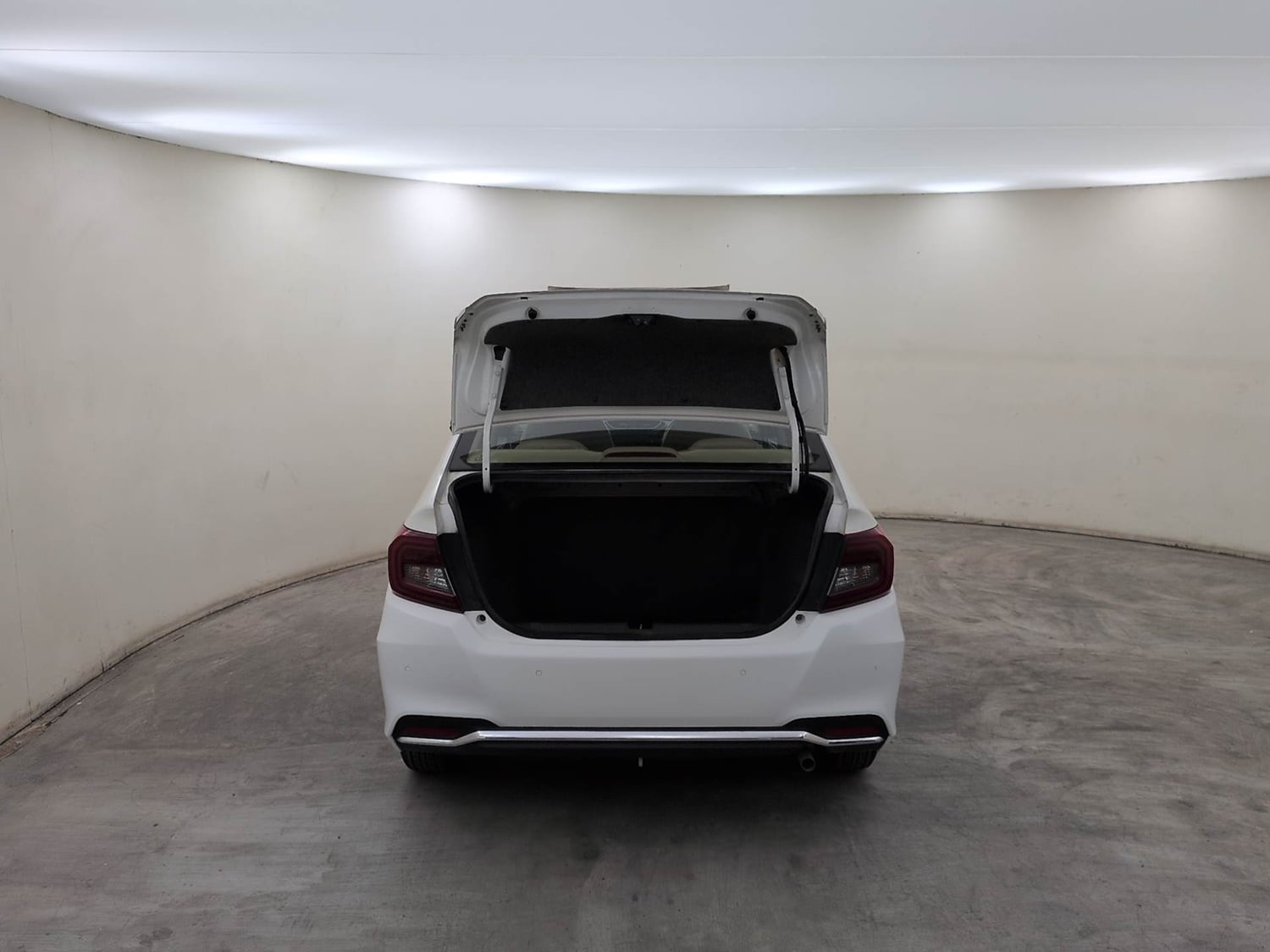 Used 2023 Honda Amaze VX 1.2 Petrol CVT Petrol Automatic interior DICKY DOOR OPEN VIEW