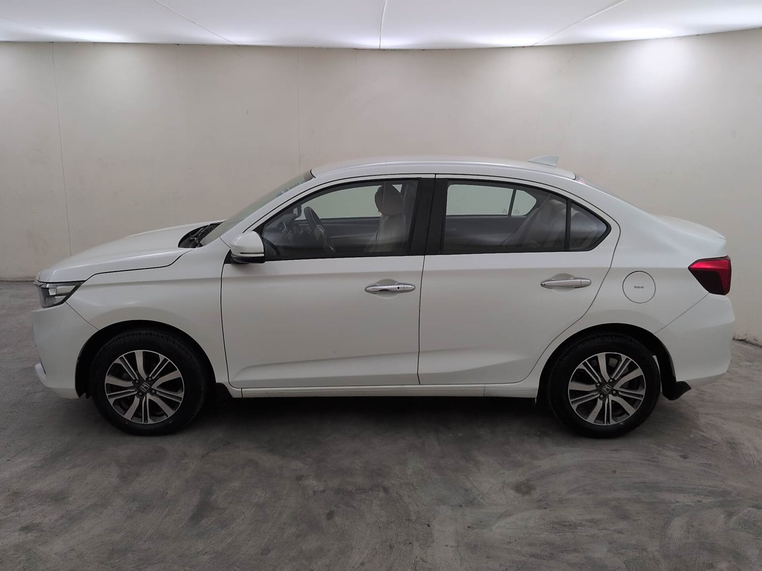 Used 2023 Honda Amaze VX 1.2 Petrol CVT Petrol Automatic exterior LEFT SIDE VIEW