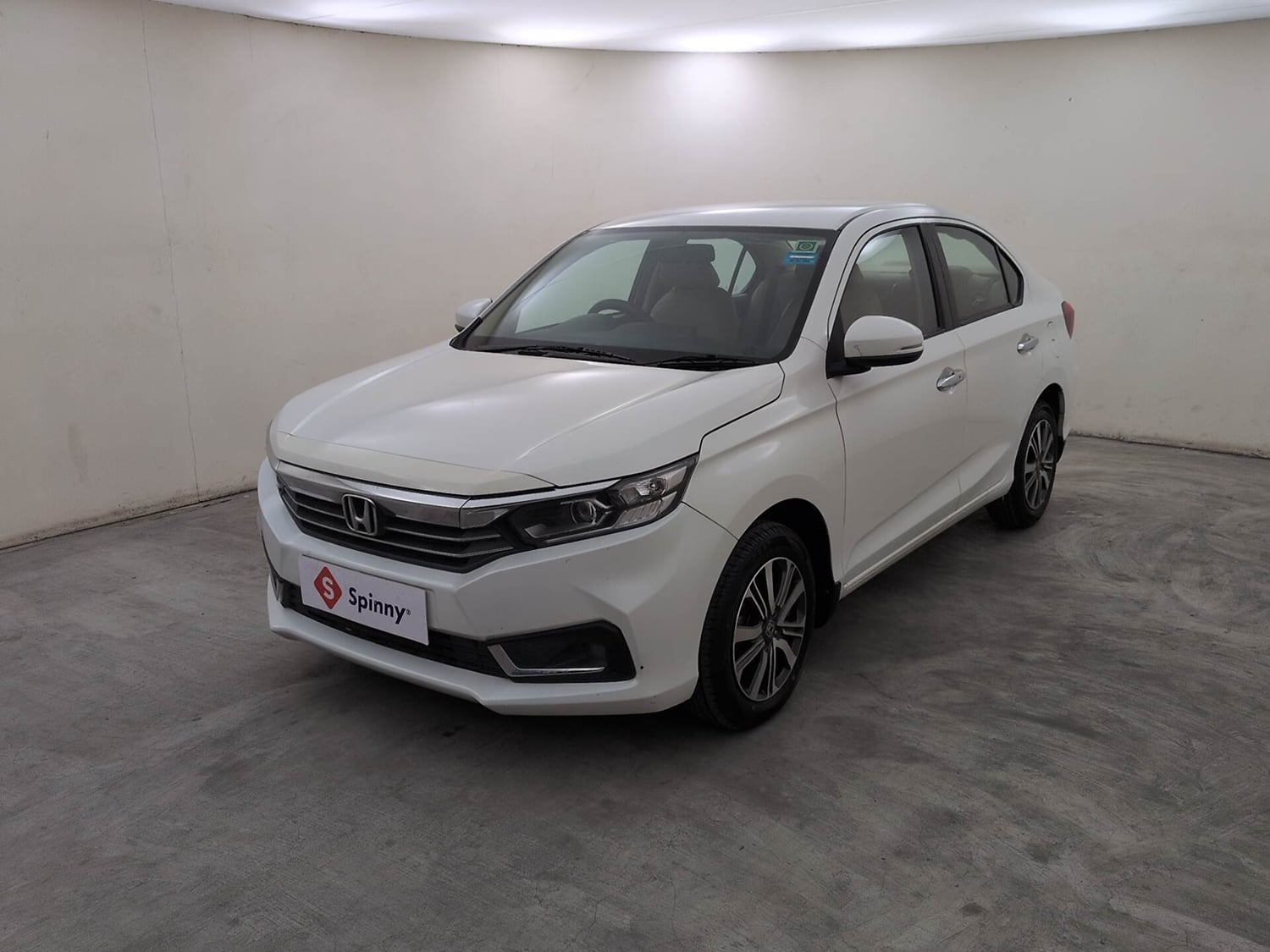 Used 2023 Honda Amaze VX 1.2 Petrol CVT Petrol Automatic exterior LEFT FRONT CORNER VIEW