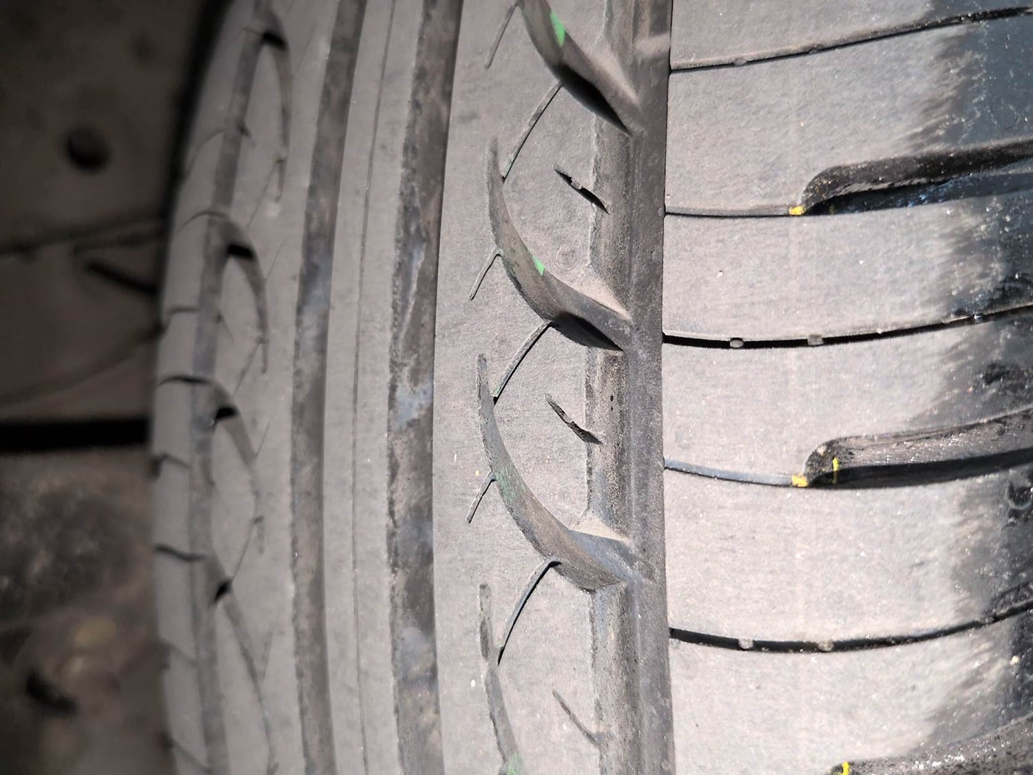 Used 2023 Honda Amaze VX 1.2 Petrol CVT Petrol Automatic tyres LEFT FRONT TYRE TREAD VIEW