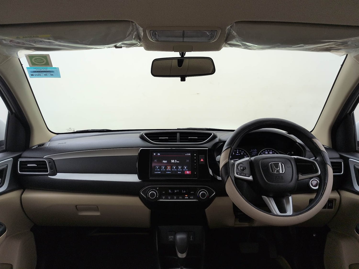Used 2023 Honda Amaze VX 1.2 Petrol CVT Petrol Automatic interior DASHBOARD VIEW