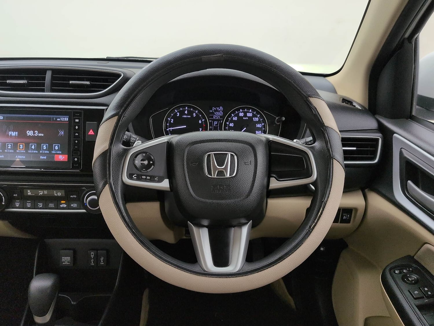 Used 2023 Honda Amaze VX 1.2 Petrol CVT Petrol Automatic interior STEERING VIEW