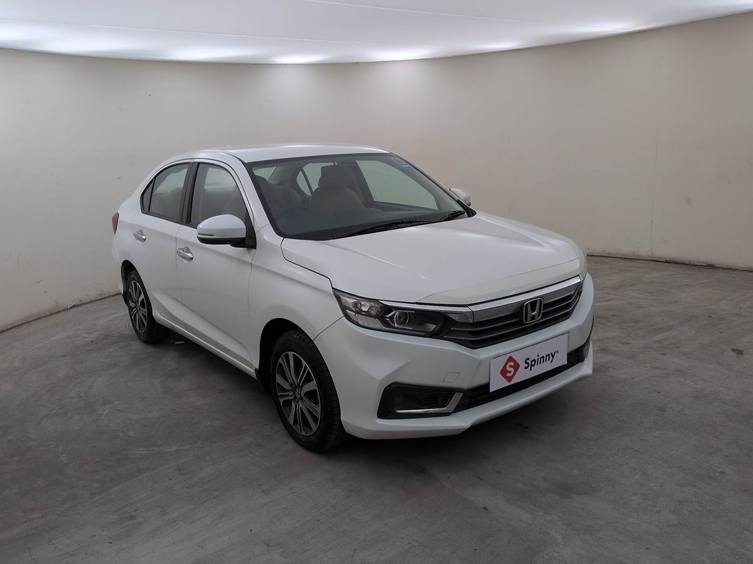 Used 2023 Honda Amaze VX 1.2 Petrol CVT Petrol Automatic exterior RIGHT FRONT CORNER VIEW