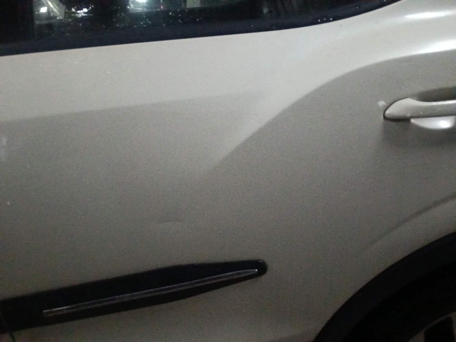 Used 2022 Mahindra XUV 300 W8 (O) 1.2 Petrol Petrol Manual dents MINOR SCRATCH